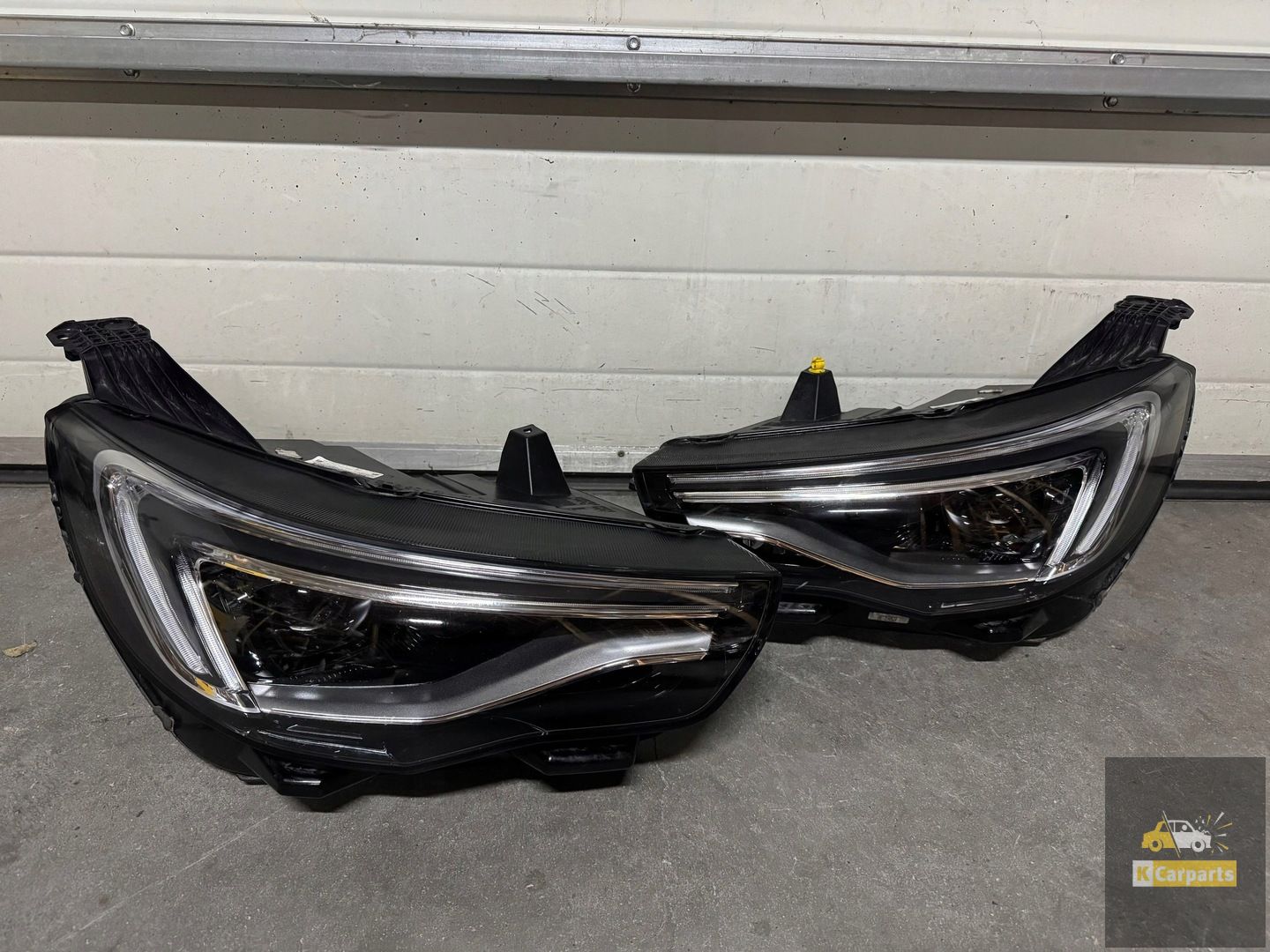 YP00015980, Opel Grandland X VOLLEDIG LED-licht links rechts COMPLETE