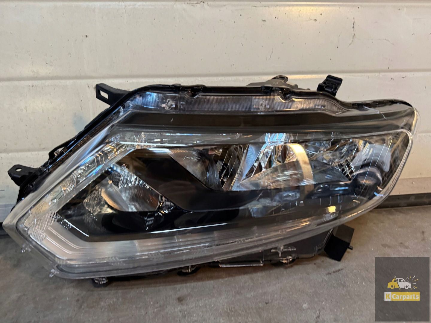 xtrailt32, Nissan X-Trail T32 linkerlamp Regular LED