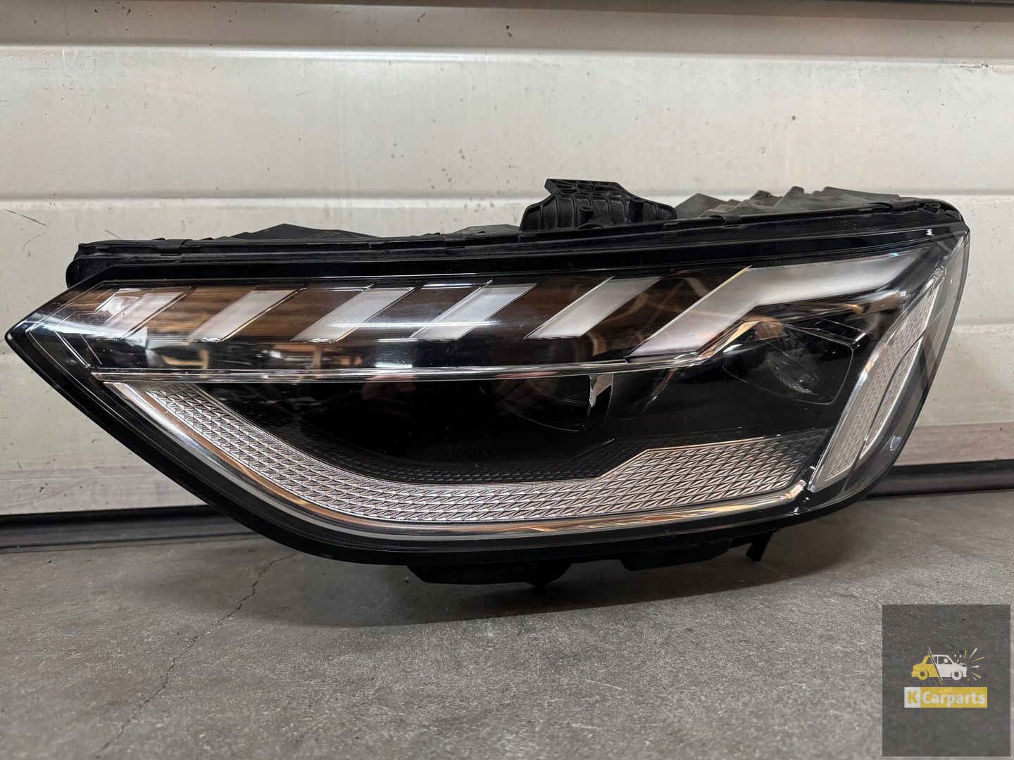 Audi A4 S4 B9 8W VOLLEDIGE LED MATRIX linker LIFT-Lampe 8W0941035E