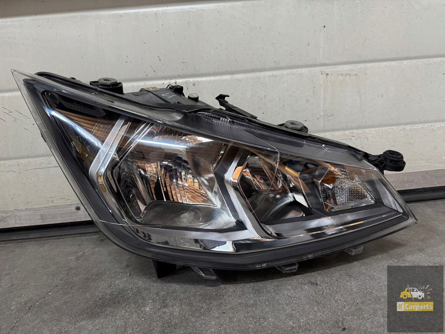 Lampe LED Seat Ibiza V droite 6F1941016A