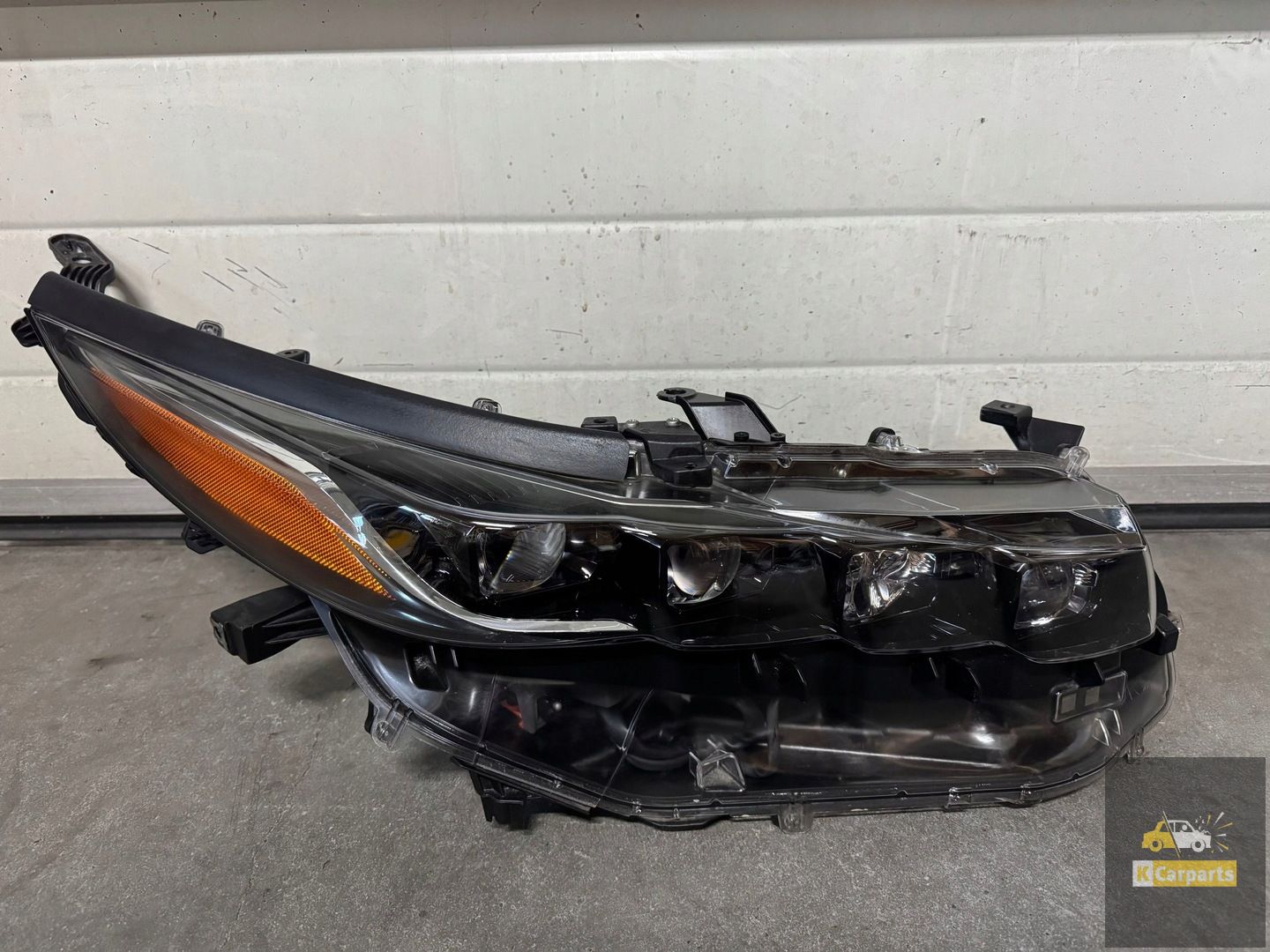 PRIUSPRIME, Toyota Prius Prime II Voll-LED-Leuchte rechts