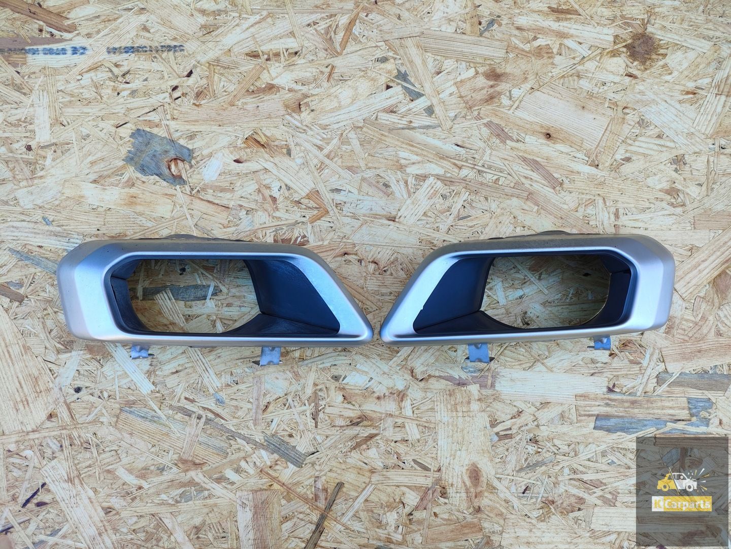 X5 X6 G05 G06 7493626 7493625, BMW X5 G05 19- UITLAAT TIP LINKS RECHTS