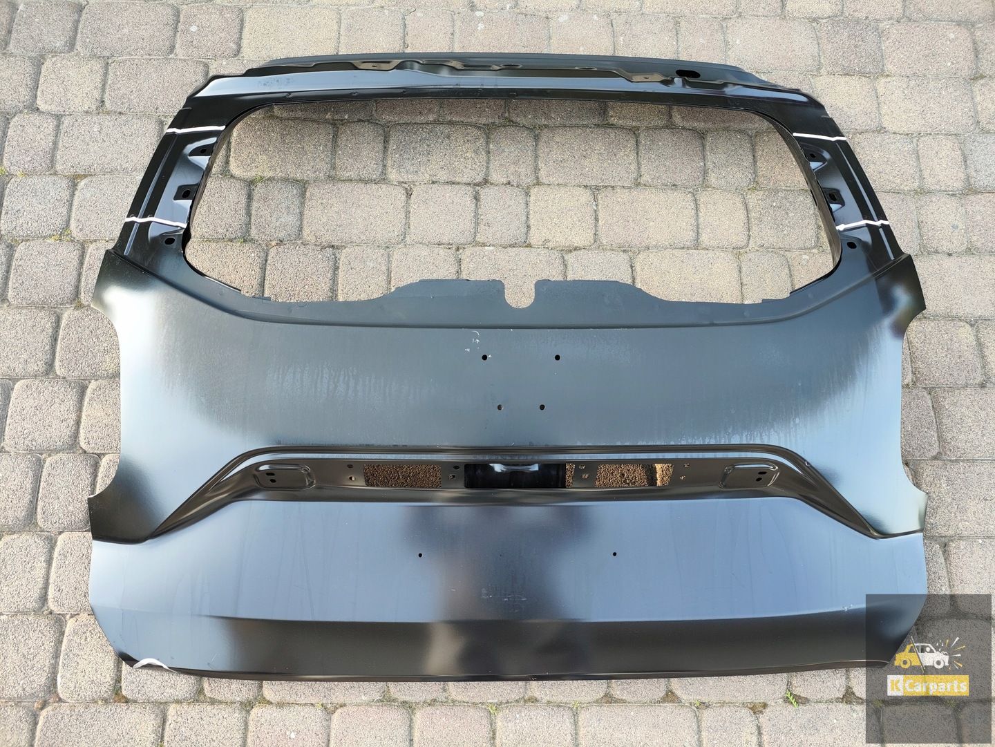 901004229R , DACIA DUSTER 2 II 17- ACHTERKLEP