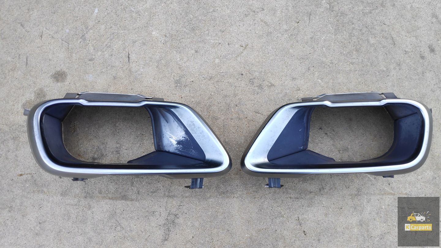 8074268 8074267, BMW X5 X7 G05 19- UITLAAT TIP LINKS RECHTS