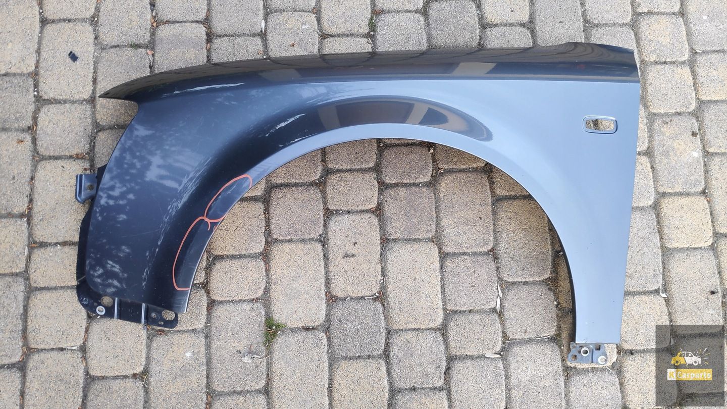 AUDI A4 B6 00-04 LINKERVOORVLEUGEL