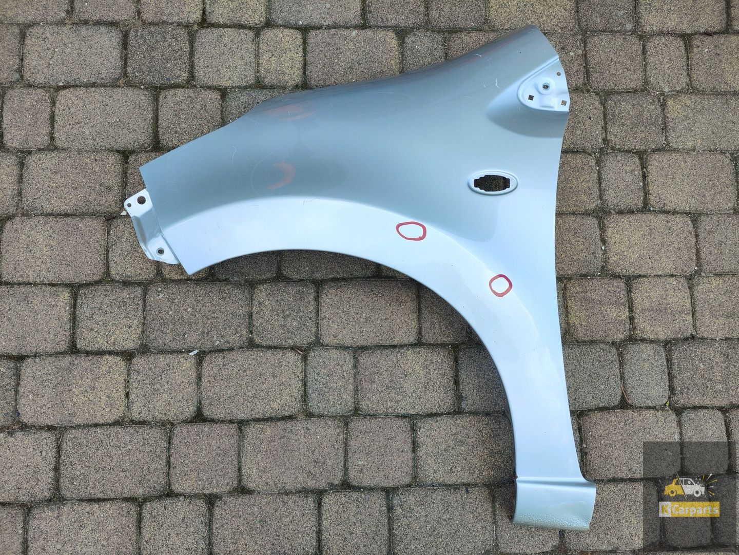 SUZUKI ALT 09 - Linker vorderer Kotflügel