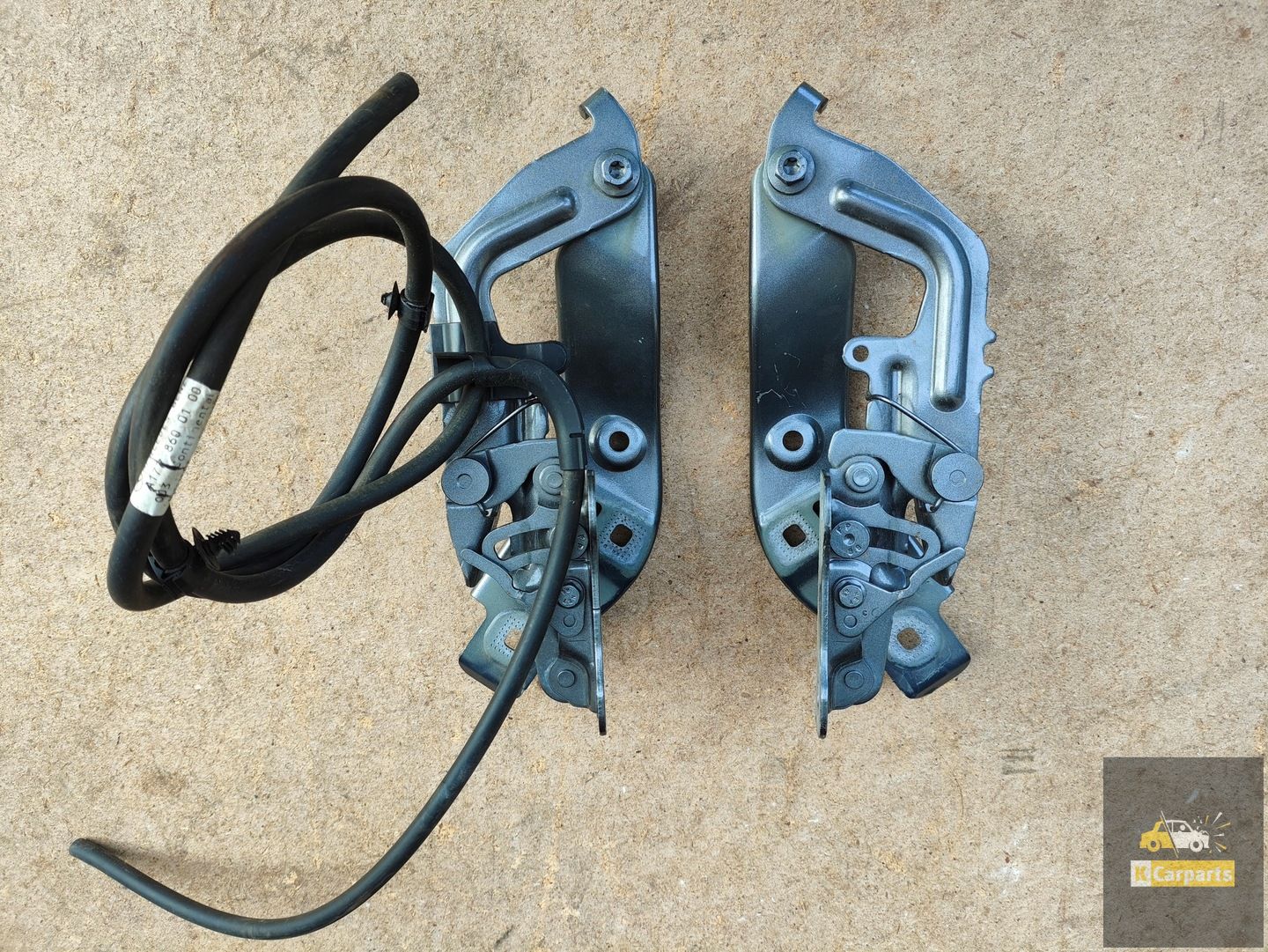 A1778801200 A1778801100 W177 W118 W243 W247, MERCEDES A-KLASSE W177 18- MOTORKAPSCHARNIEREN
