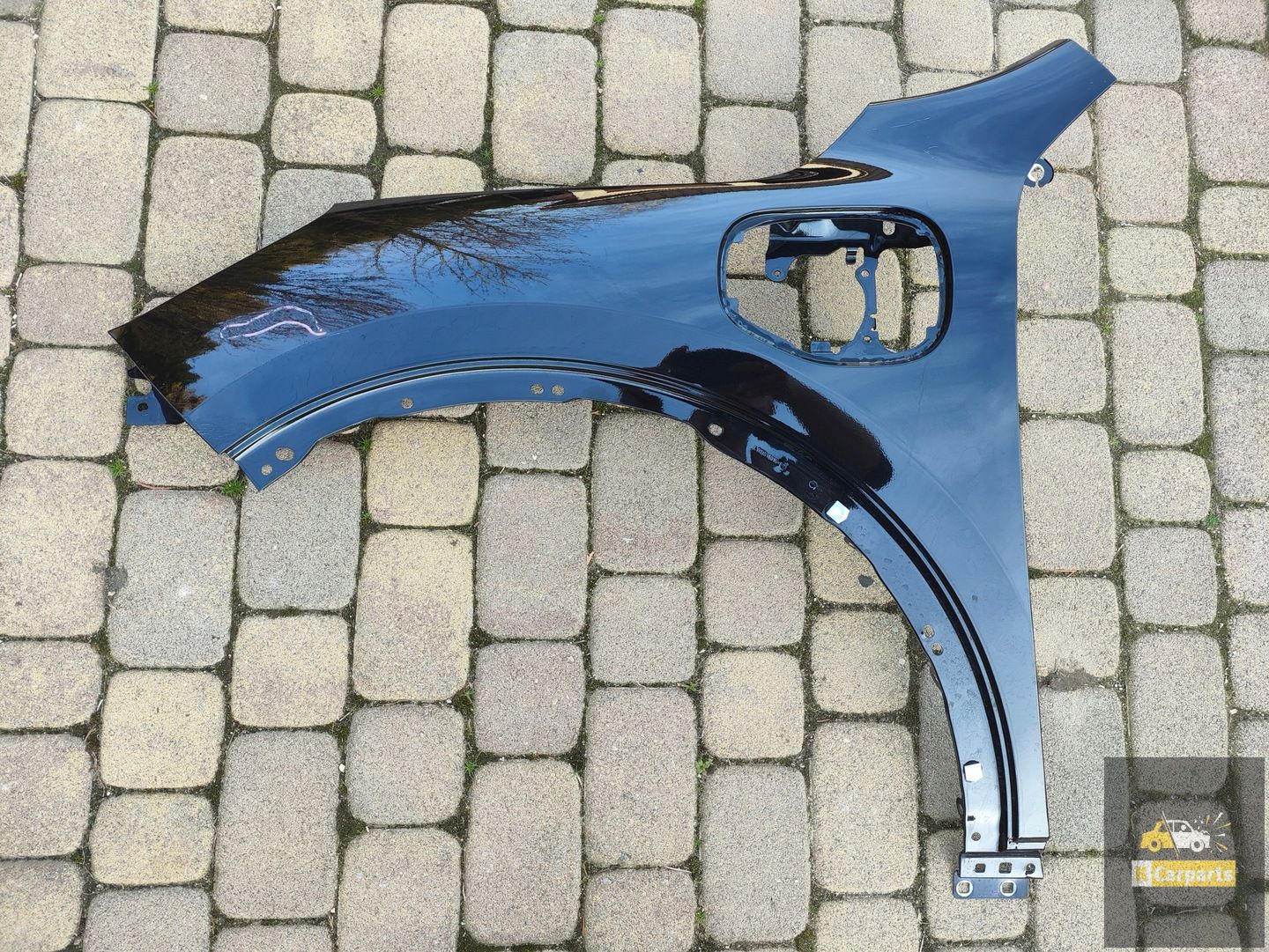 4BS16016, FORD KUGA 3 III PLUG-IN HYBRIDE 19- LINKER VOORVLEUGEL