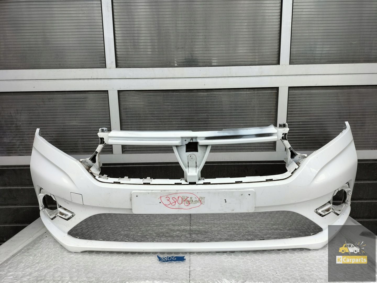 DACIA SANDERO III FRONT BUMPER 620228531R