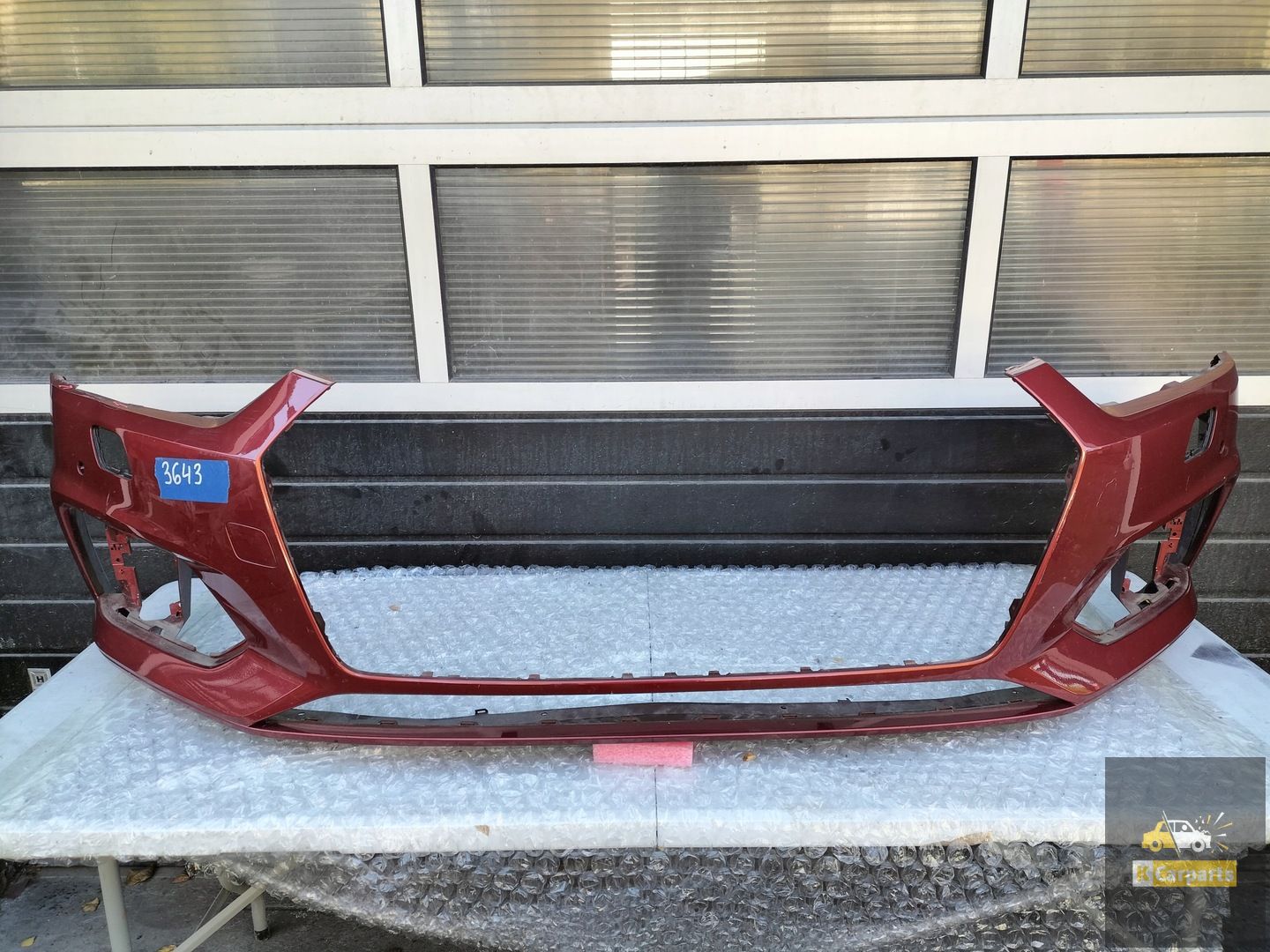 AUDI A5 B9 VOORBUMPER 2PDC 8W6807437