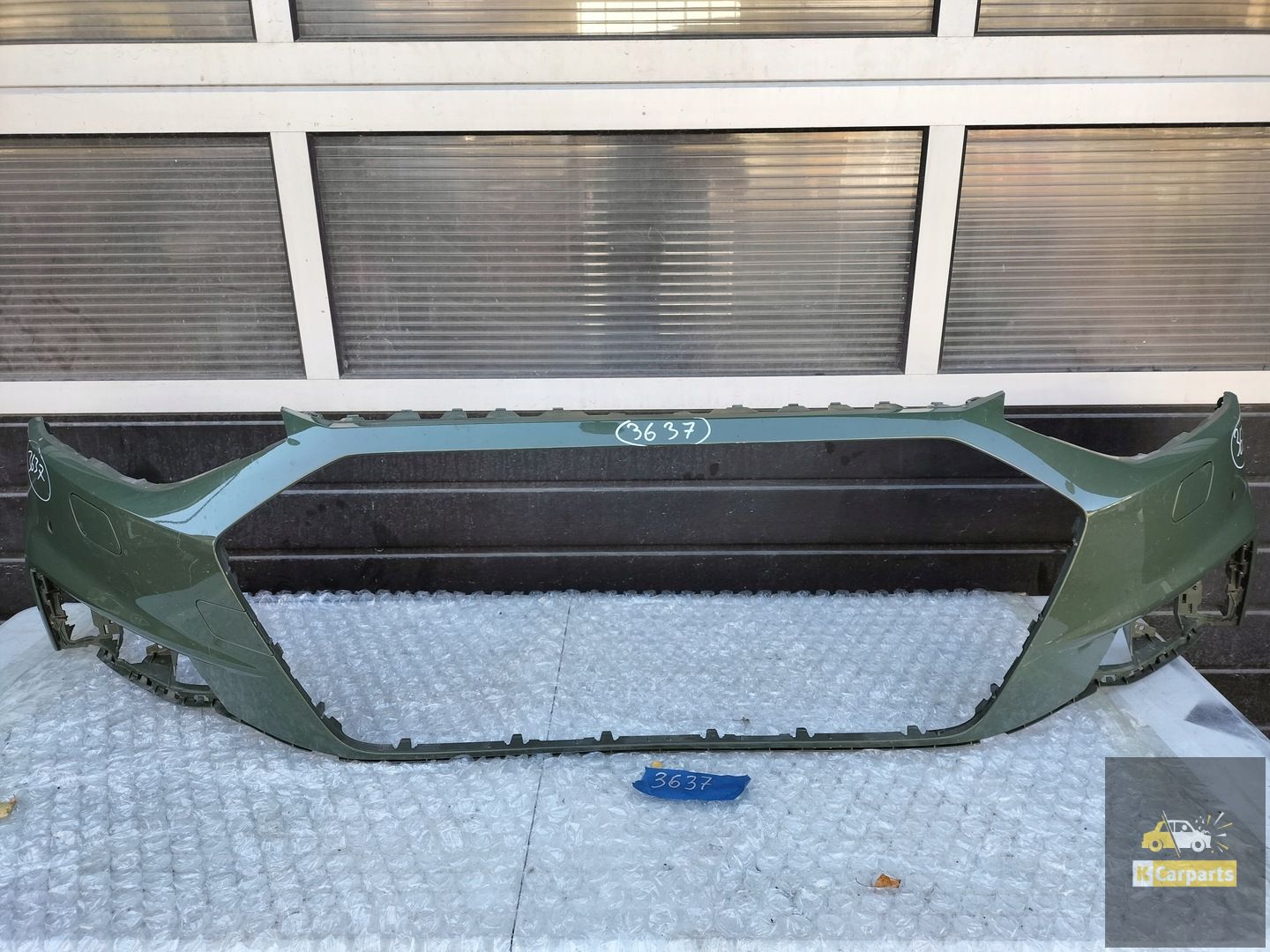AUDI A4 8W LIFT ALLROAD VOORBUMPER 2PDC