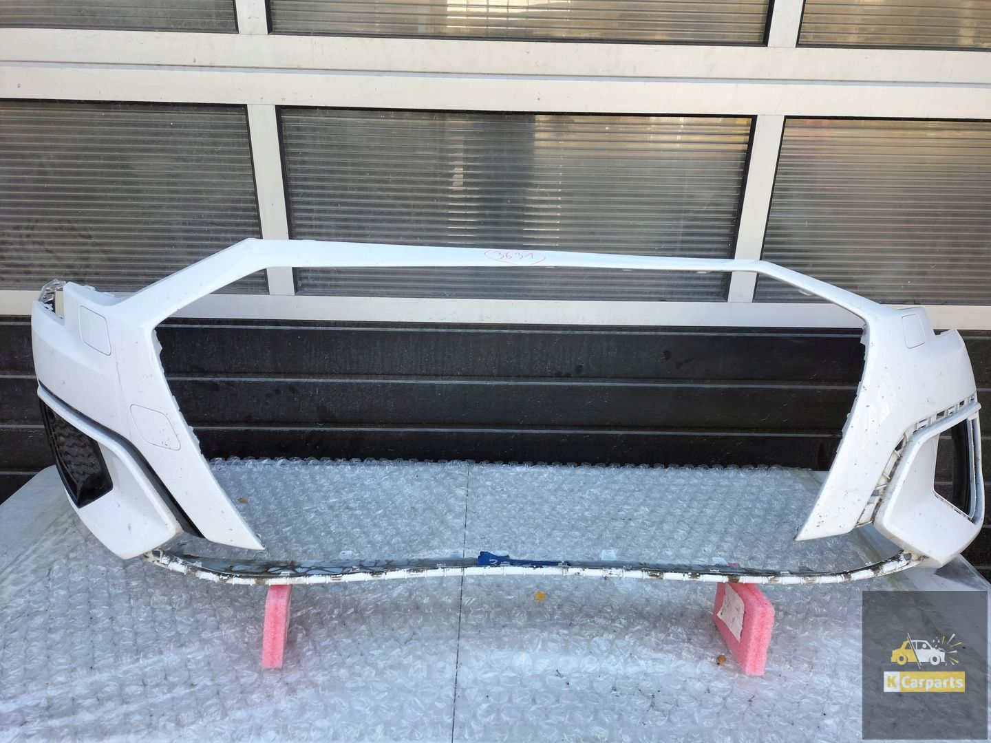 AUDI A3 VOORBUMPER 8Y0807437