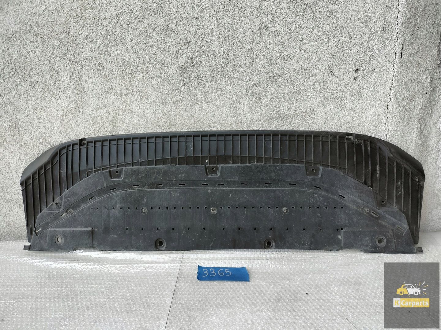AUDI A6 C7 ONDERSTE BUMPERDEKSEL 4G0807611