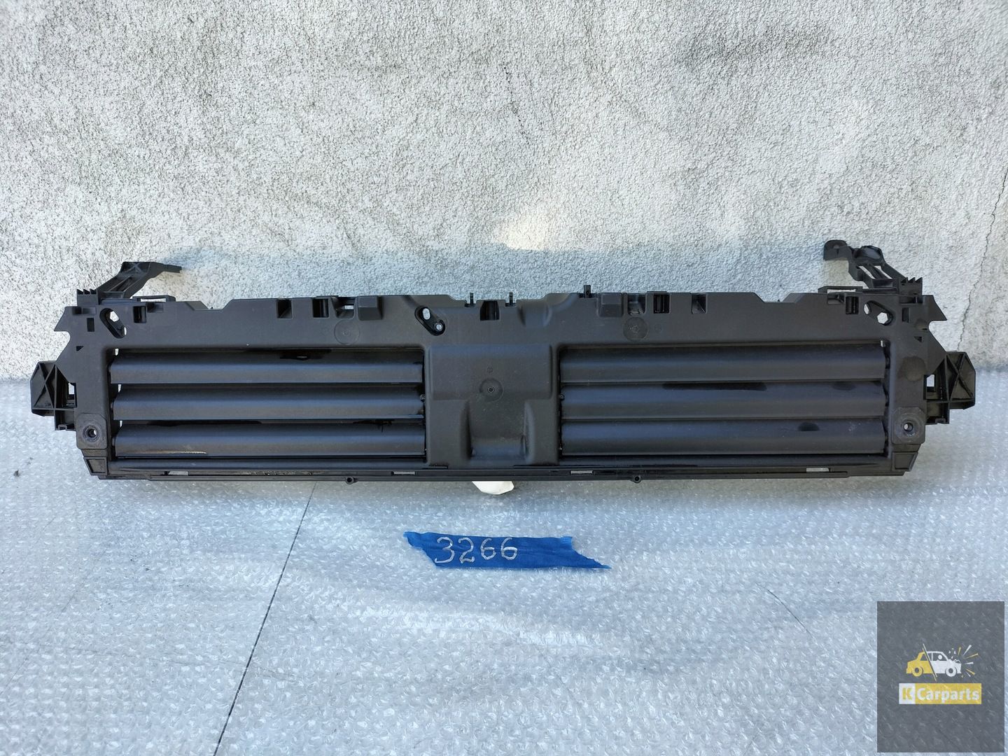 8W0807297, AUDI A4 B9 LAMELLE 8W0807297