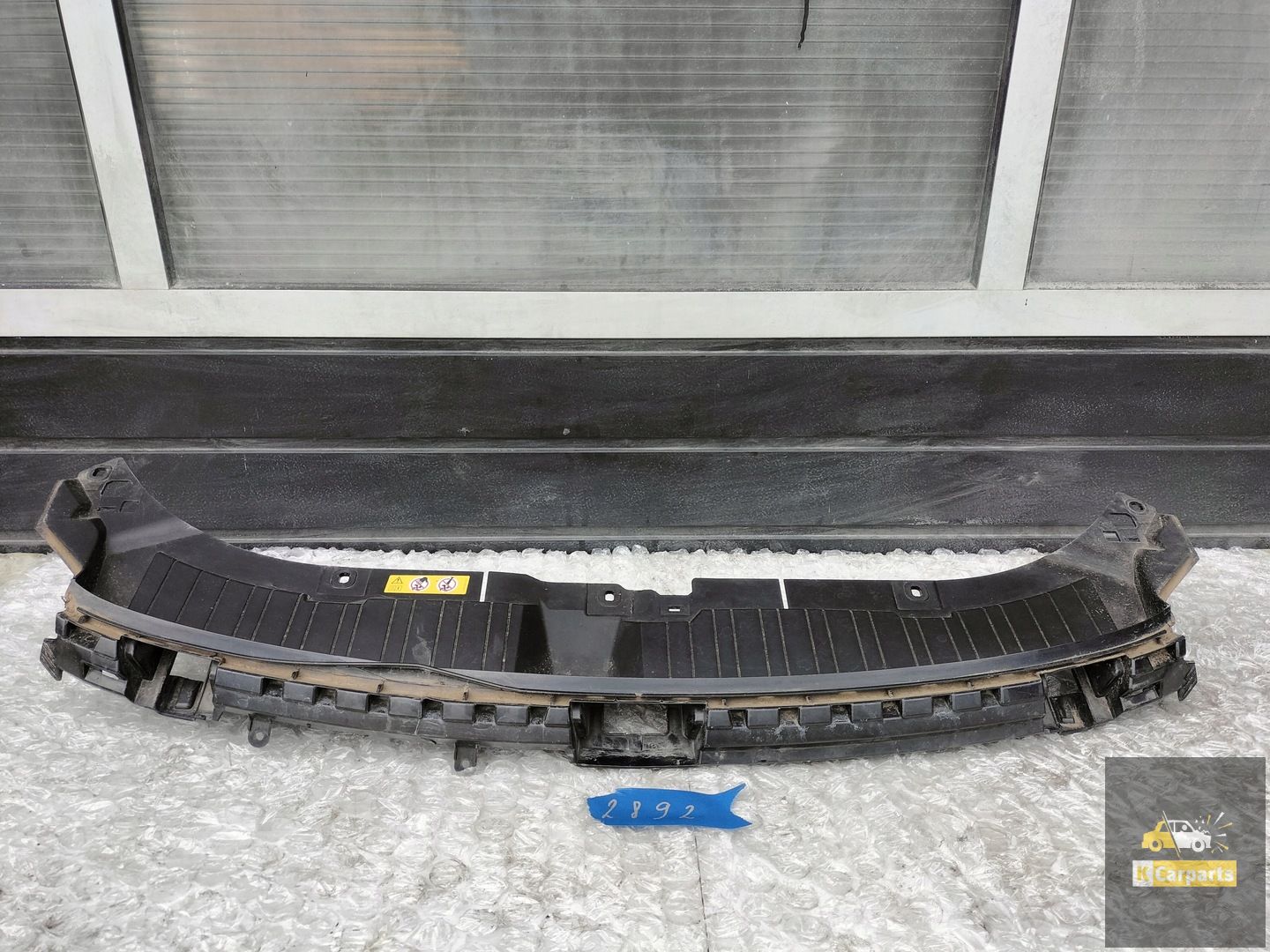 A2478858203, MERCEDES W247 VOORSTE RIEMKAP