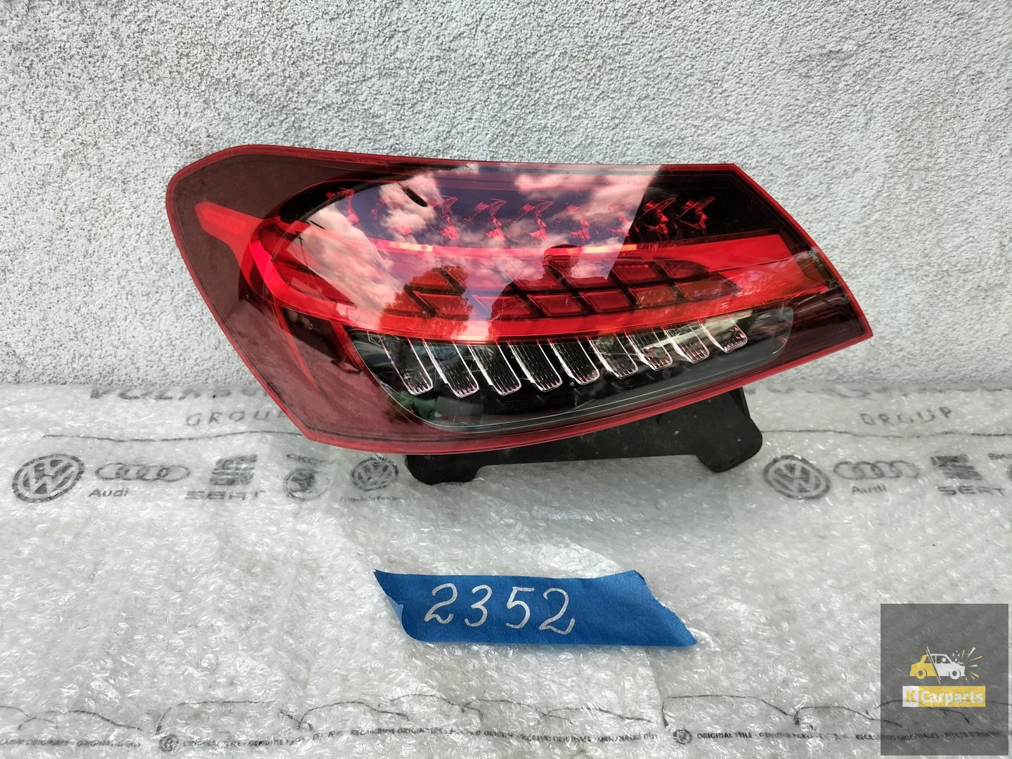 MERCEDES E KLASSE W213 LIFTVERLICHTING ACHTER LINKS