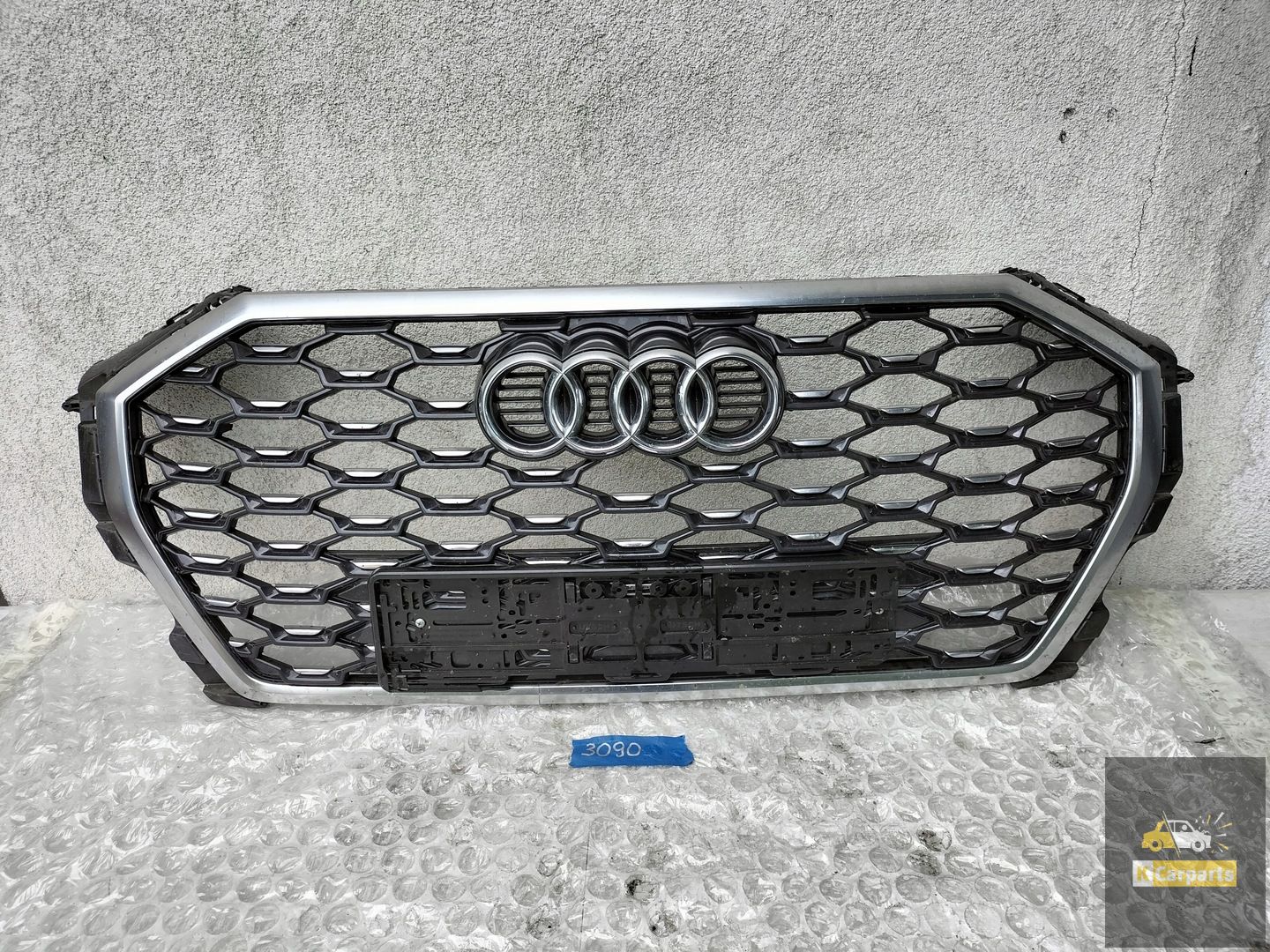 83f853651b, CALANDRE AUDI Q3 S LINE 83F853651B
