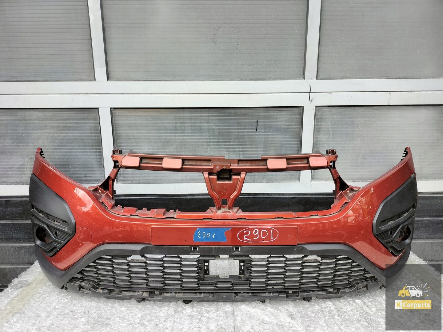 DACIA SANDERO FRONT BUMPER 620228861R