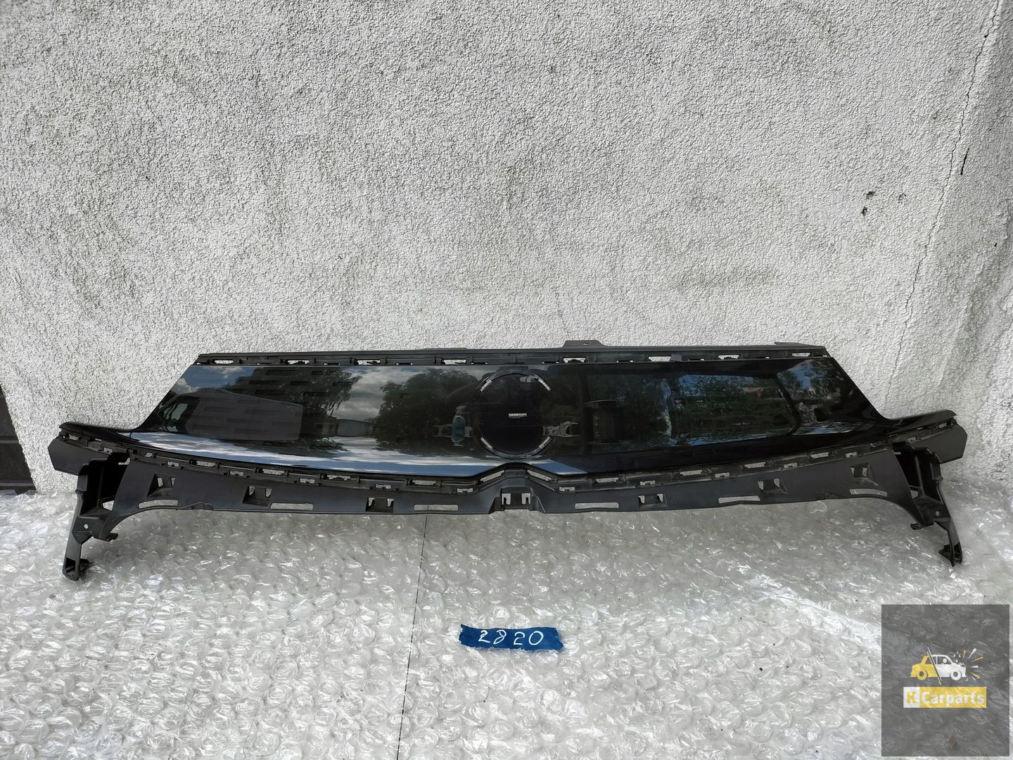A009HJ01, OPEL CROSSLAND X LIFT GRILLE 39172213