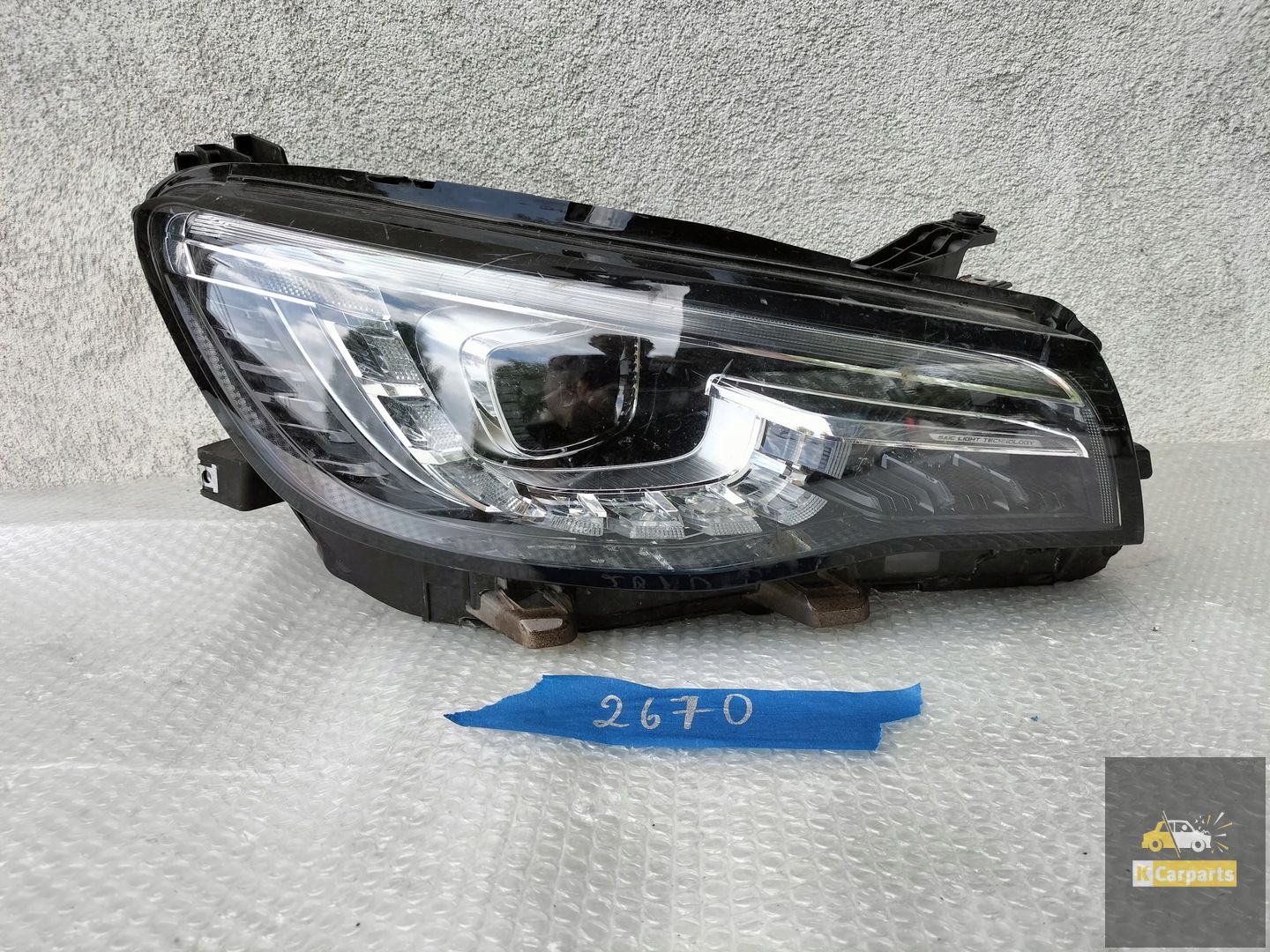 MG HS FULL LED KOPLAMP RECHTS