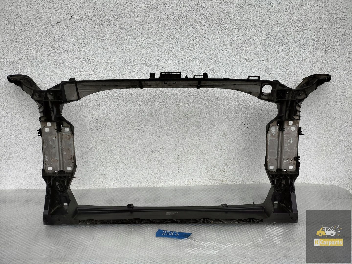 AUDI A6 C8 VOORSTE RIEM