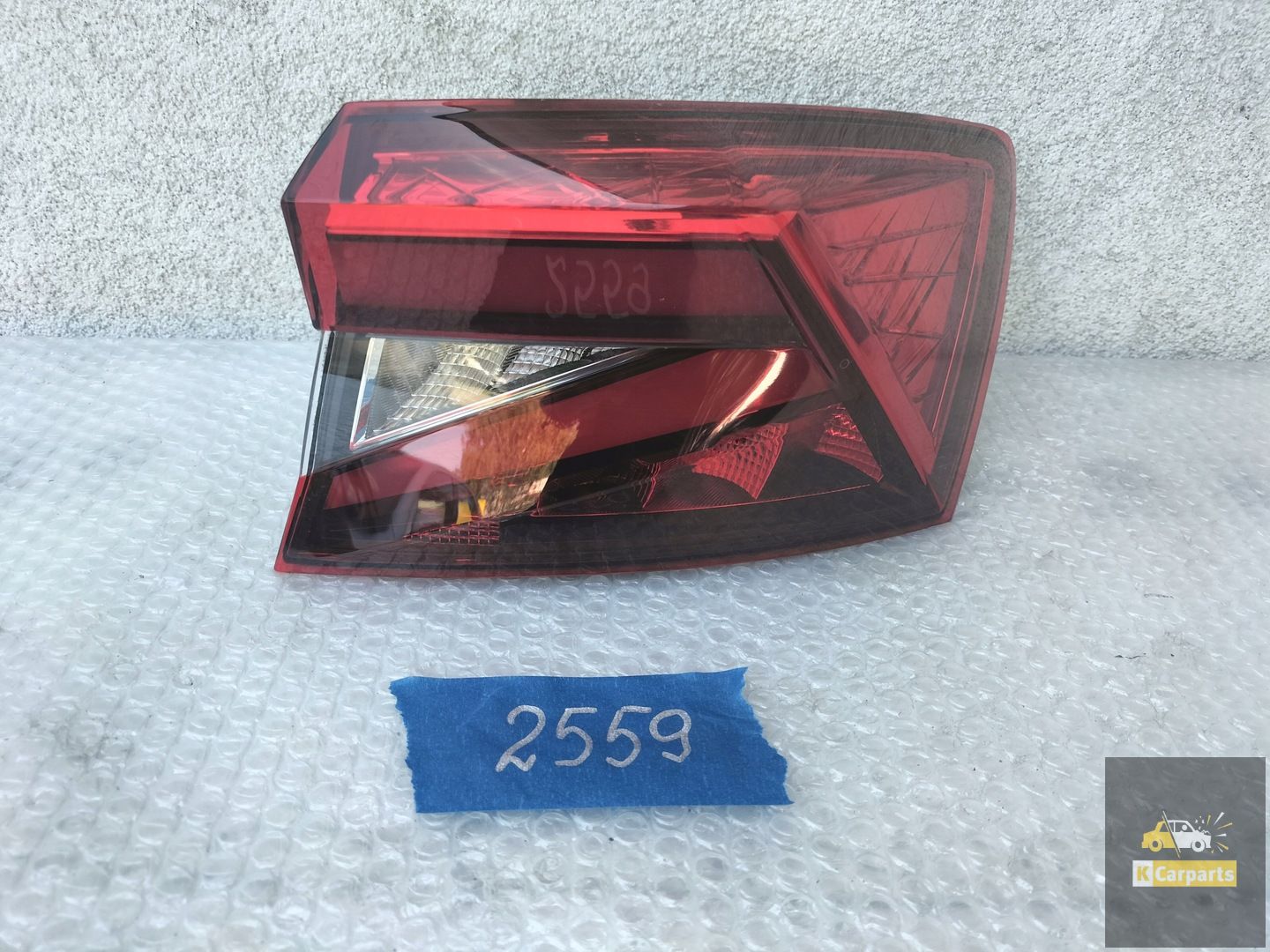 SKODA FABIA IV REAR LIGHT RIGHT 6VE945096