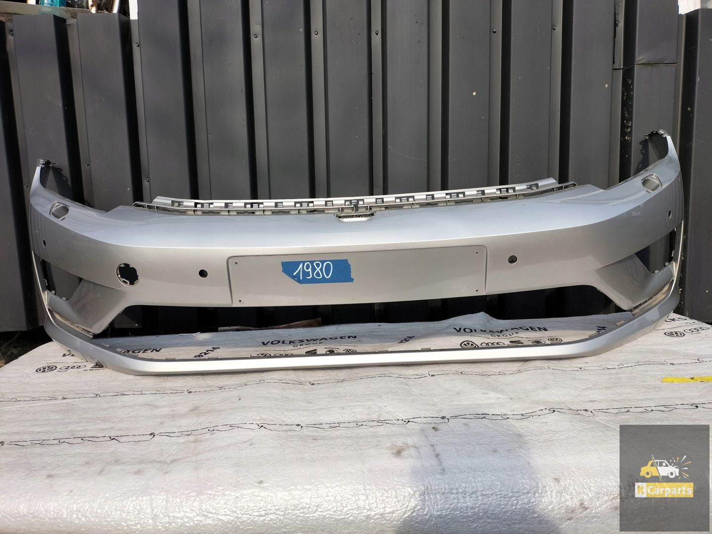 Pare-chocs avant VW Sportsvan avec 4 capteurs de stationnement