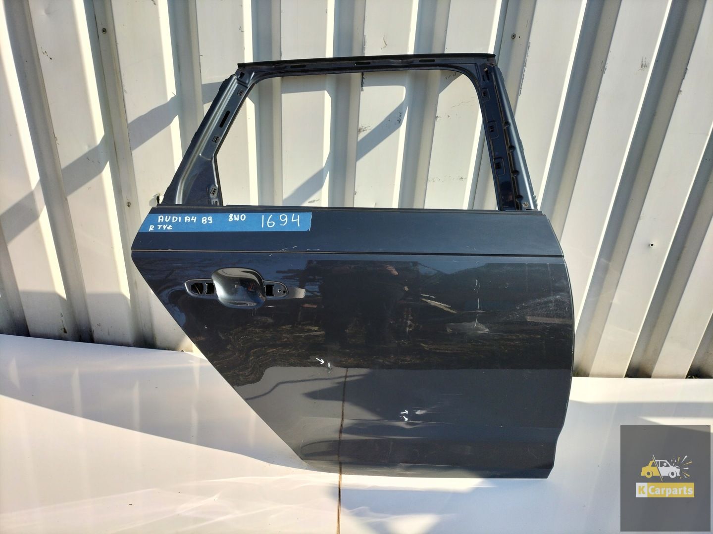AUDI A4 B9 8W0 STATIONWAGON RECHTERACHTERDEUR