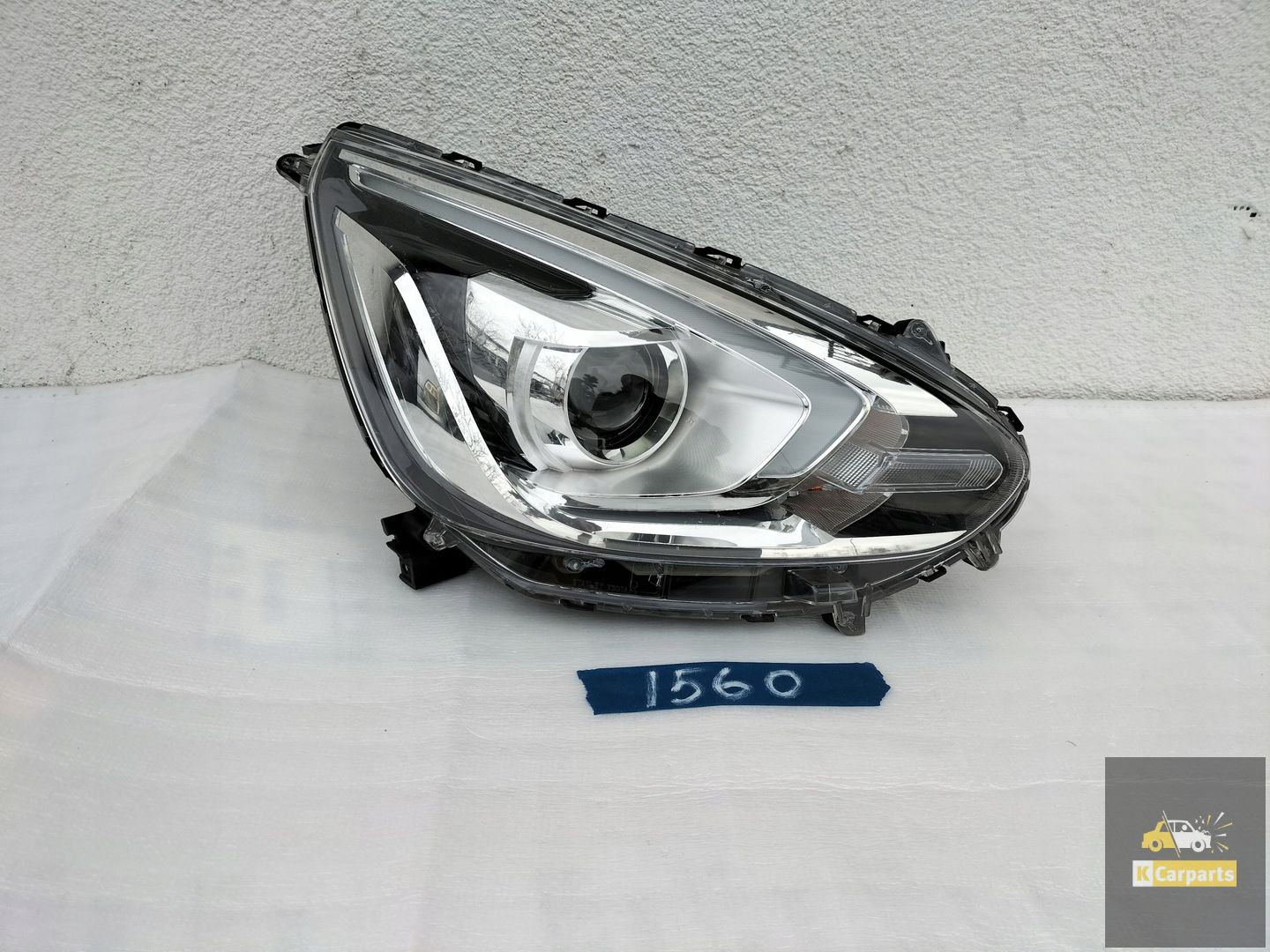 MITSUBISHI SPACE STAR STANLEY W314 KOPLAMP XENON R1560