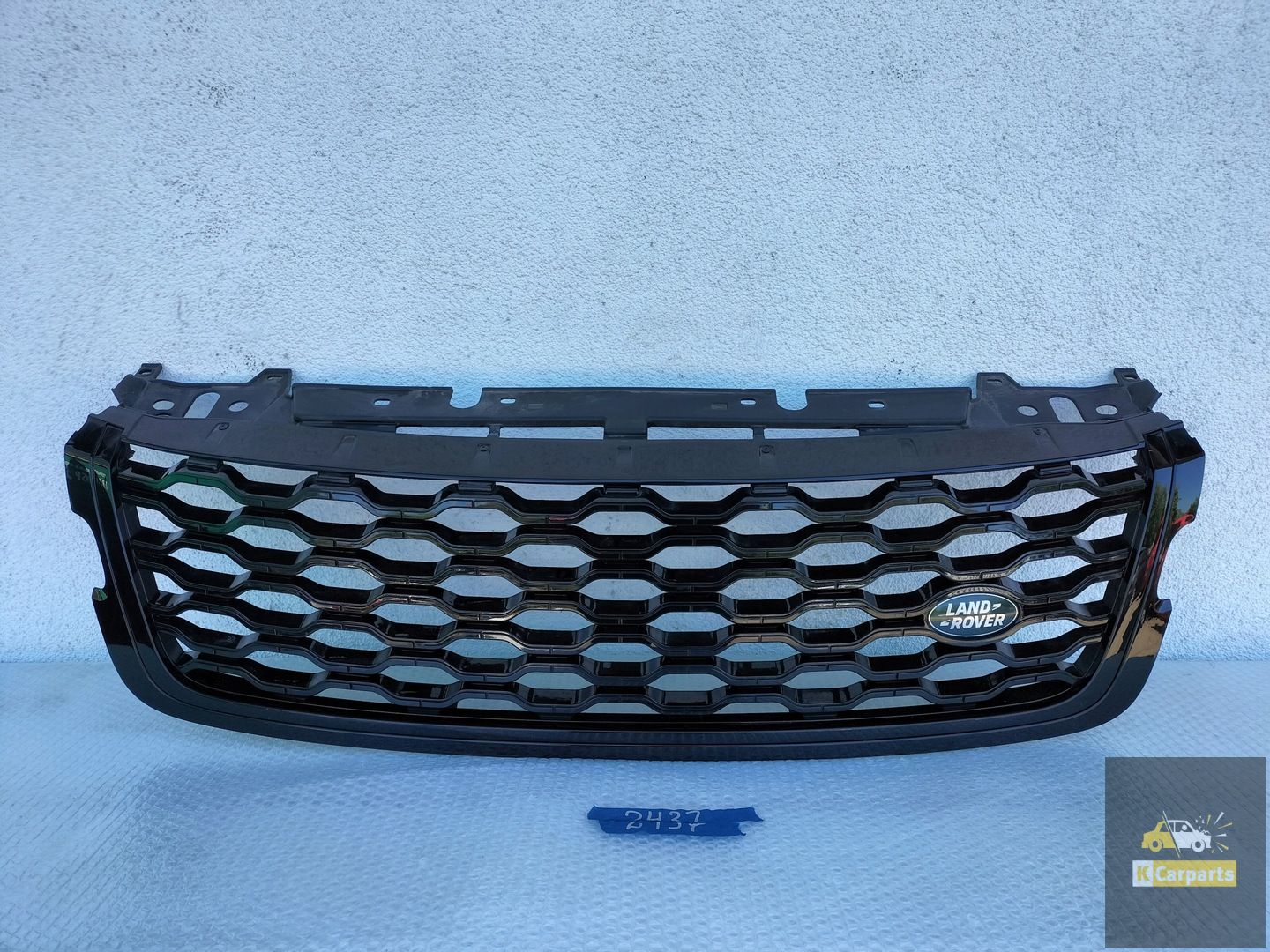J8A2-8200-BE, LAND ROVER VELAR GRILLE J8A28200BE
