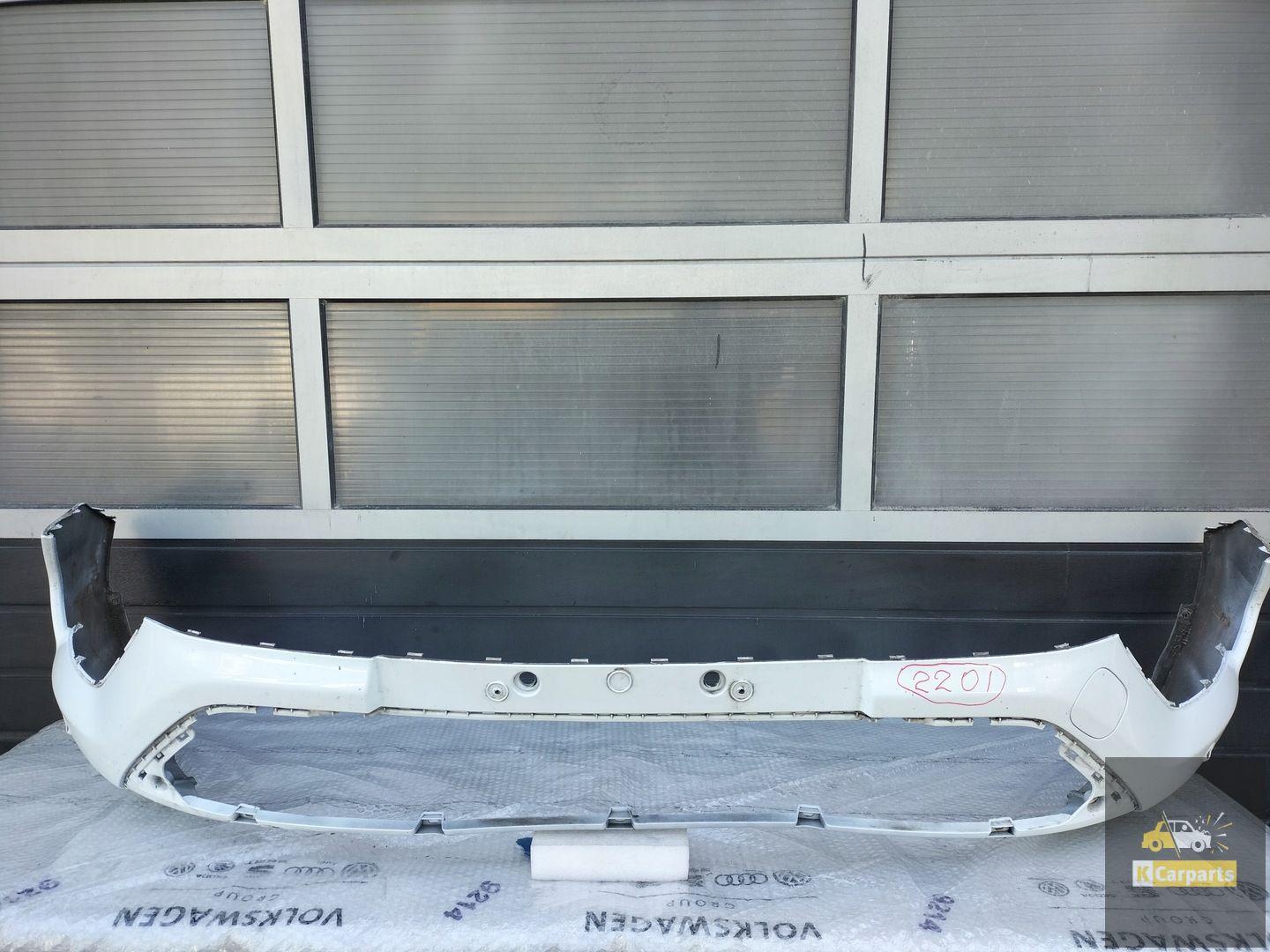 JK21-R17757, FORD CUSTOM LIFT BUMPER BEVESTIGING