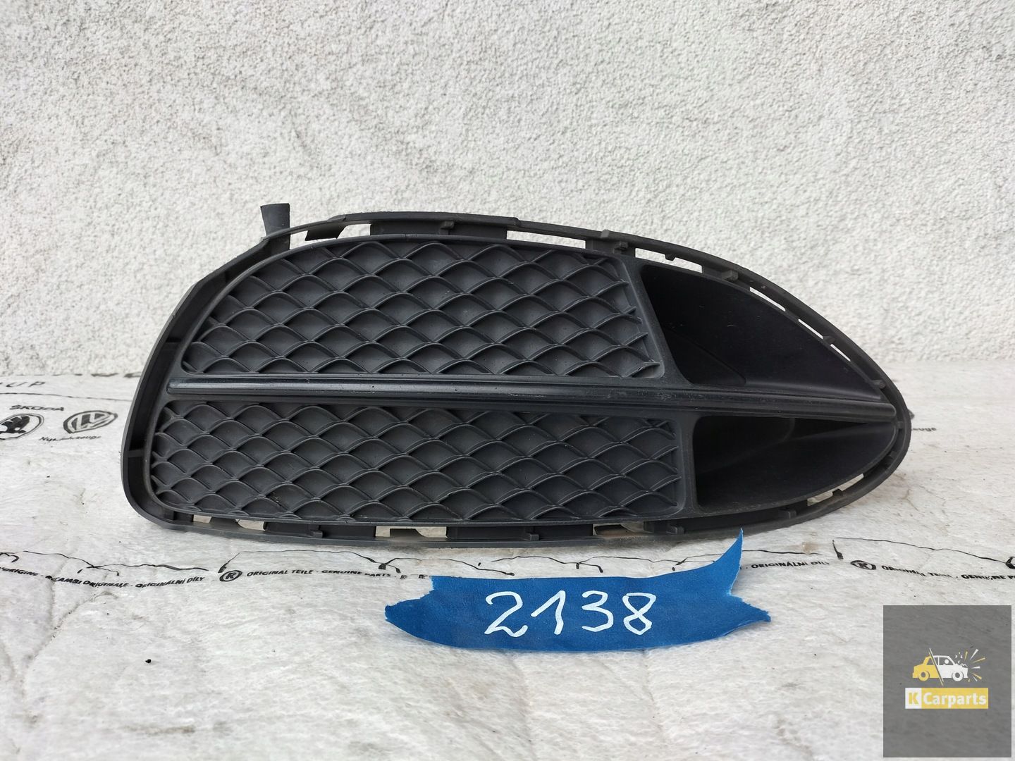 A2128852822R, MERCEDES E KLASSE W212 BUMPERROOSTER