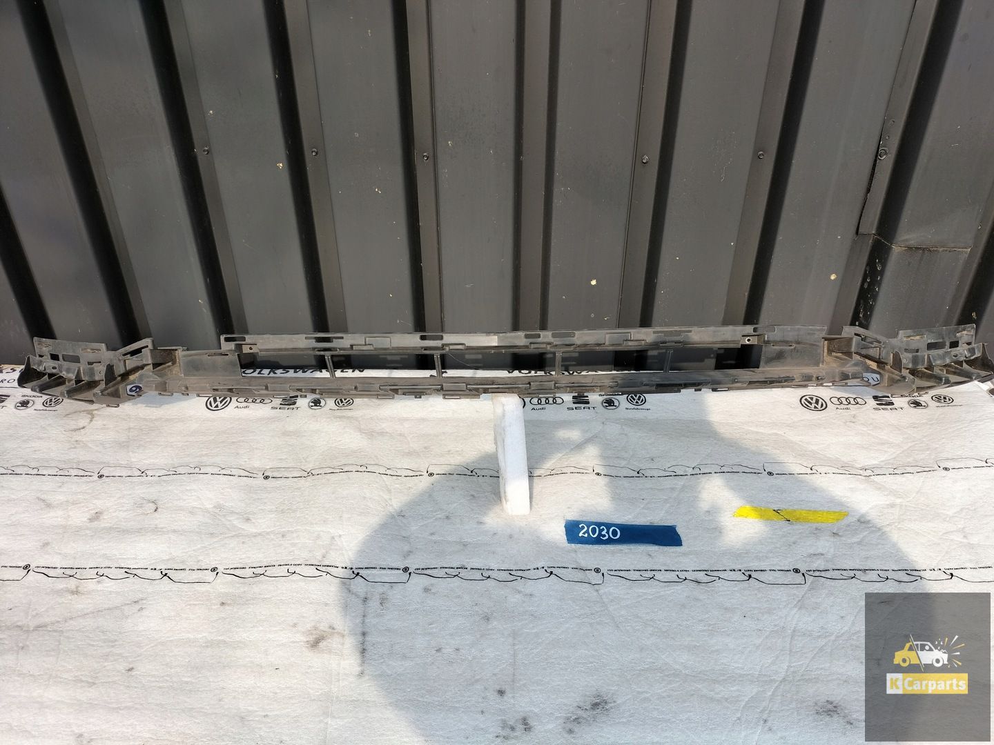 A2138852603, MERCEDES E KLASSE A213 MIDDENGRILLE