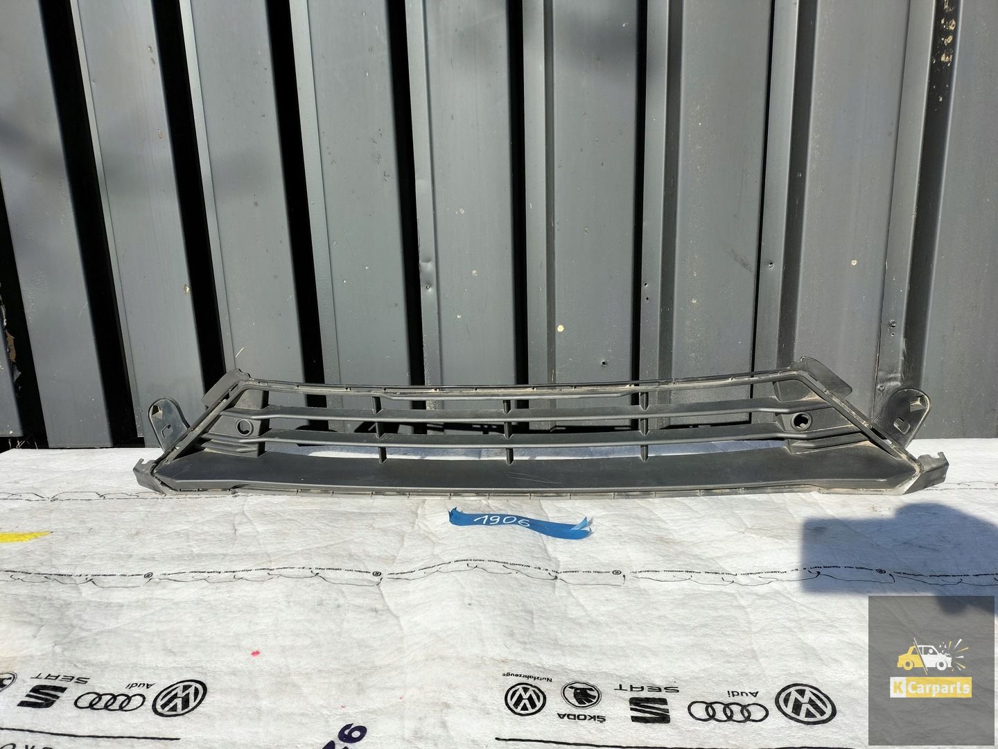 31455655, VOLVO S60 III V60 BUMPER MIDDENGRILLE