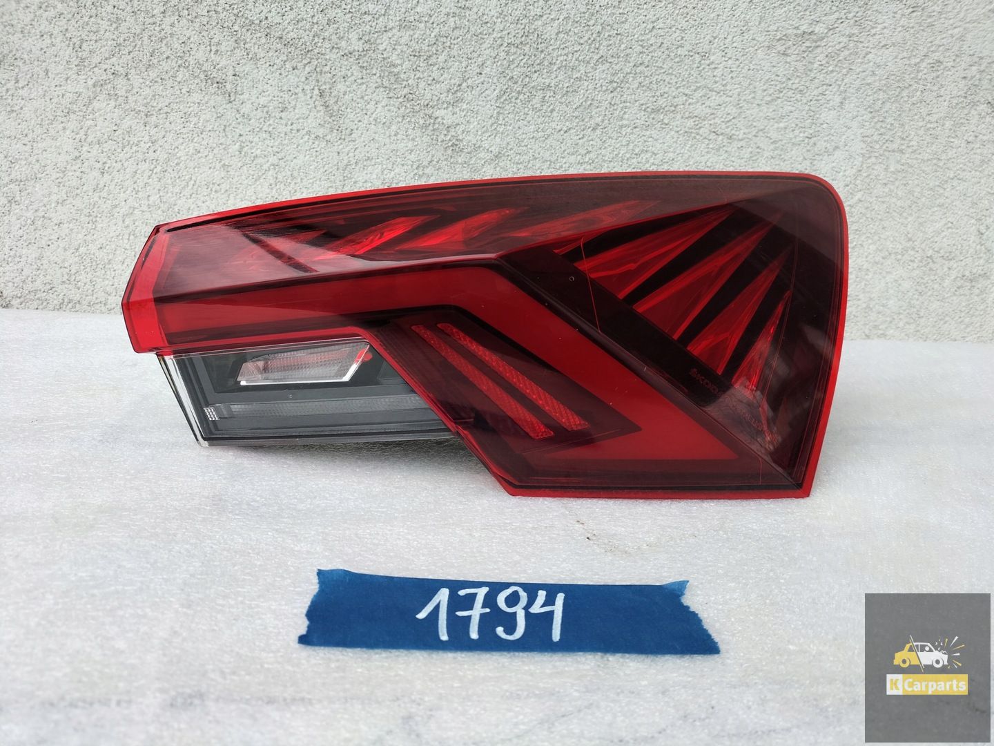 5E33945208A, SKODA OCTAVIA IV REAR LIGHT RIGHT