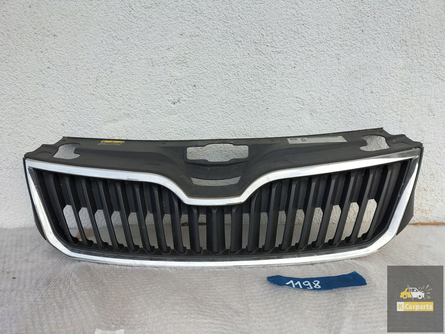 5JA853668, SKODA FAST GRILLE 5JA853668