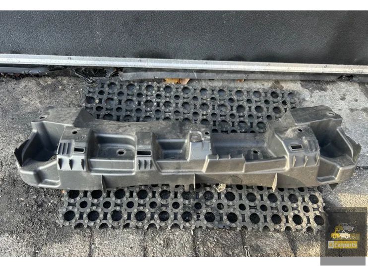 Gril bovenbalk 52117-0H020 citroen c1 Peugeot 108 bumper