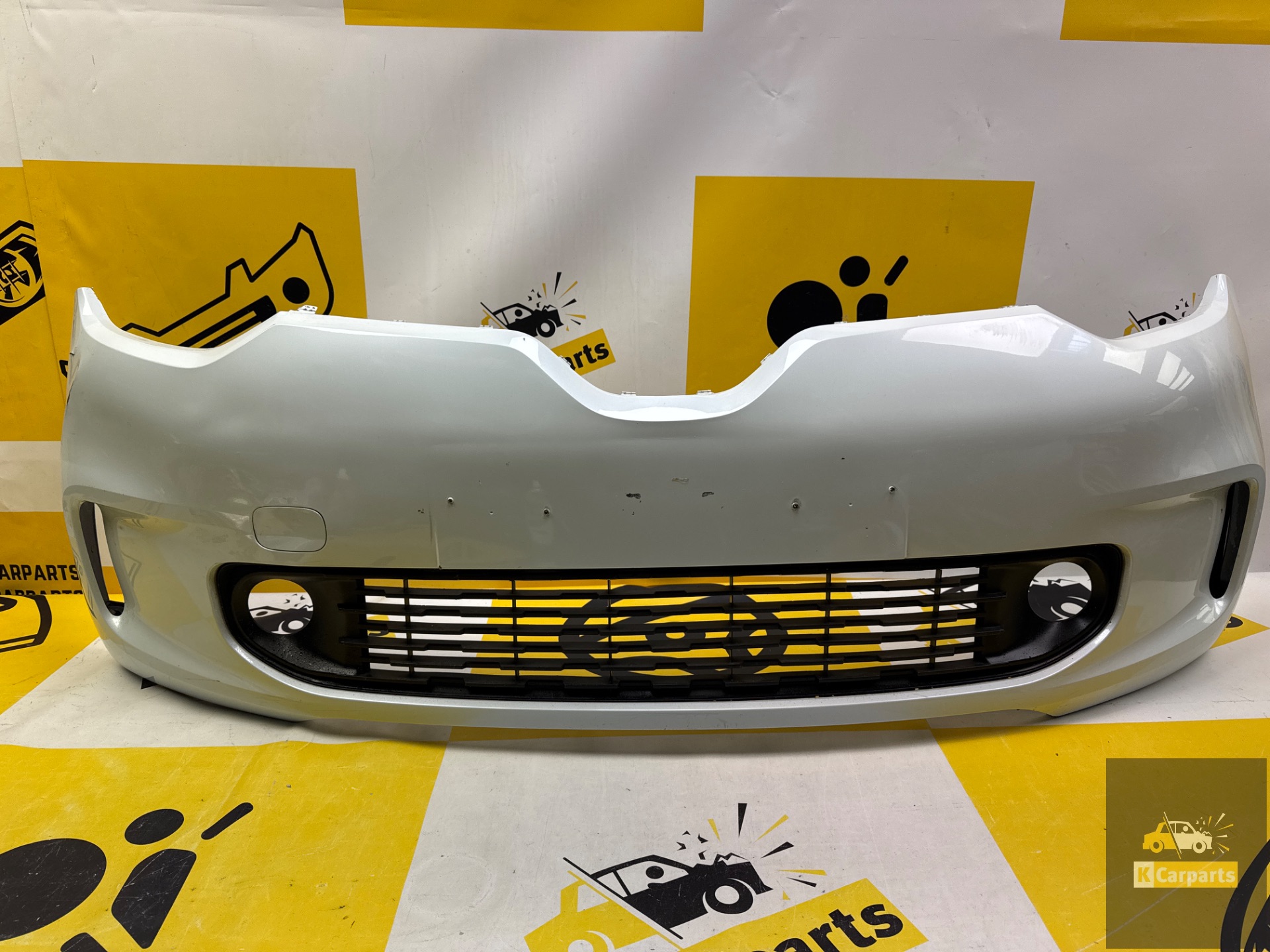 Renault twingo III 3 facelift voorbumper bumper 620221014R