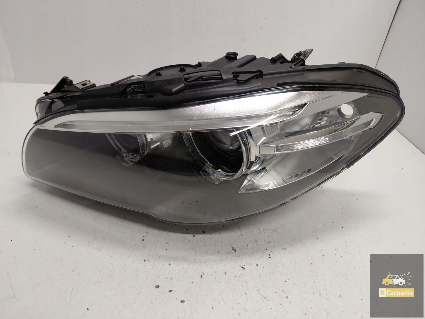 7317131, BMW F10 Lift Xenon Geen Torsie linker lamp