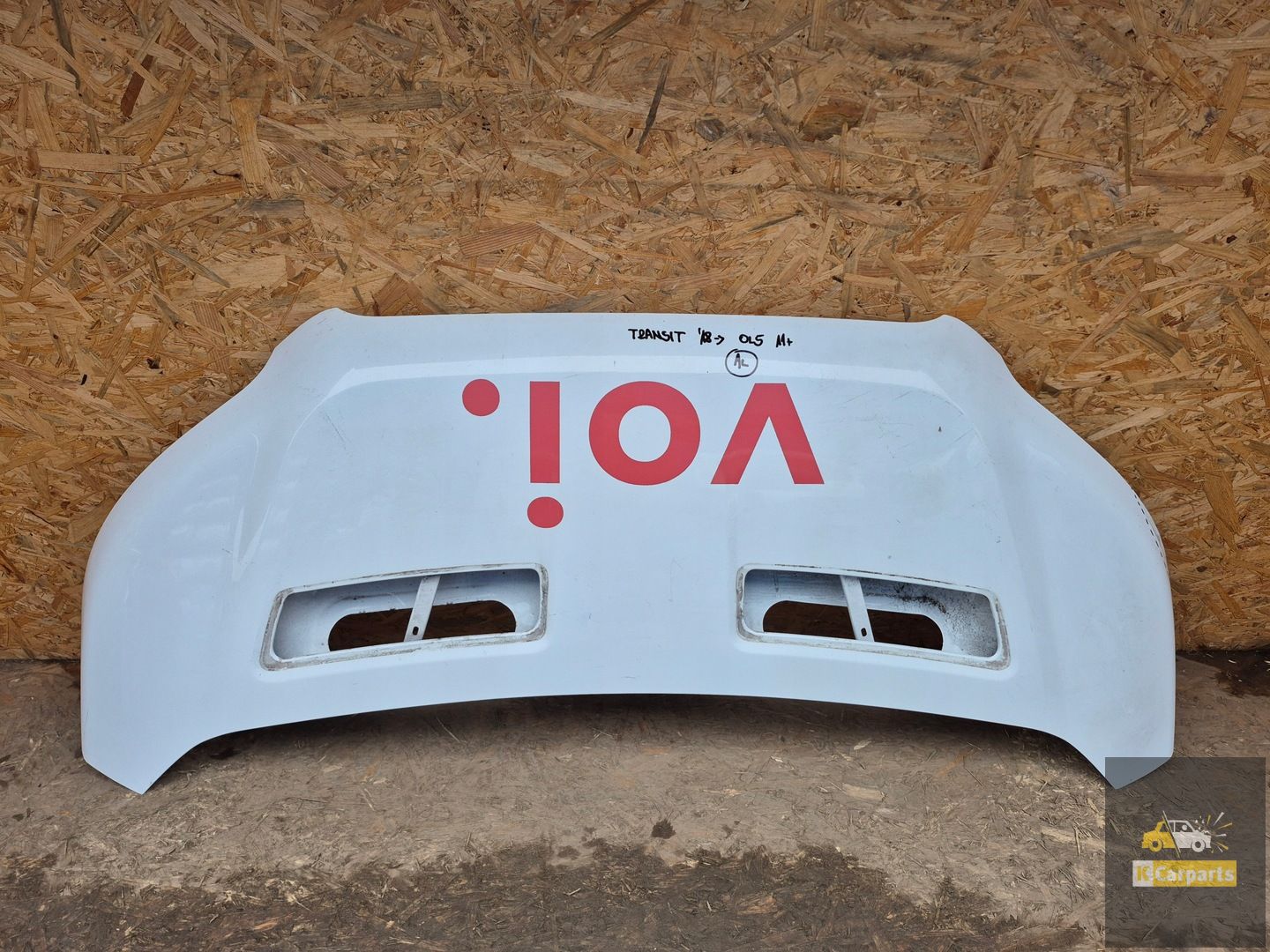 Ford Transit Mk8 Motorkap 18 omhoog