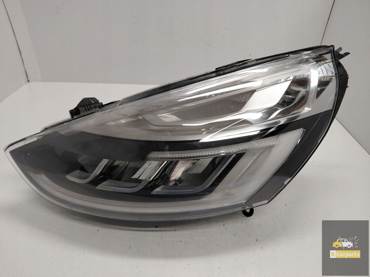 260605046R, Renault Clio IV Lift Volledig Led-licht links