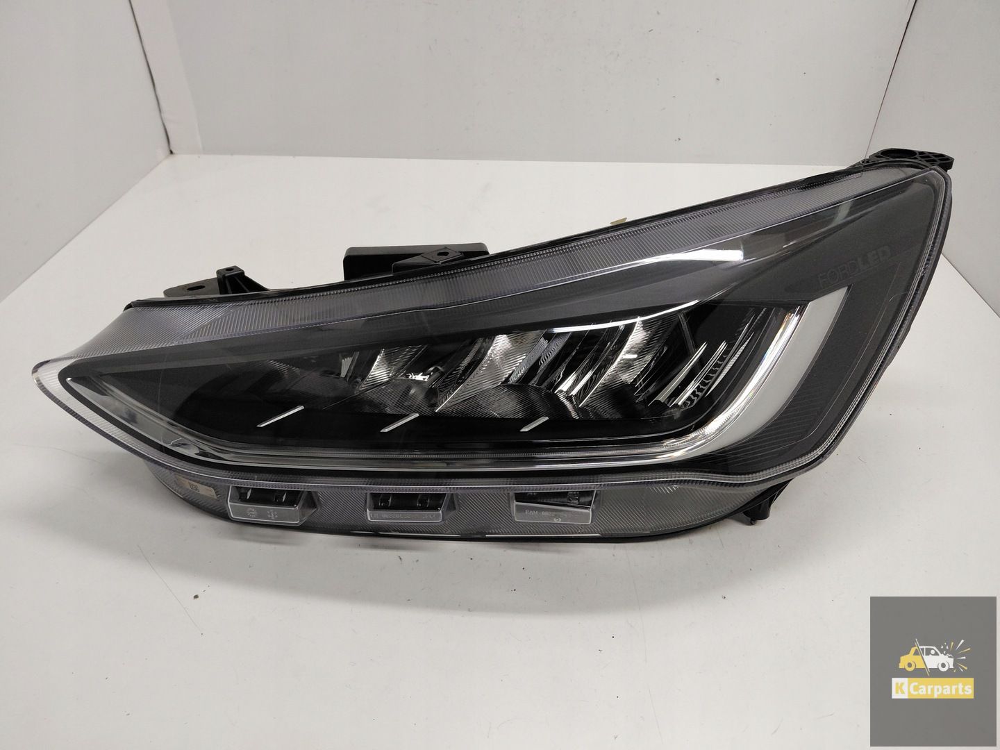 Ford Focus Mk4 Lift LED-lamp links