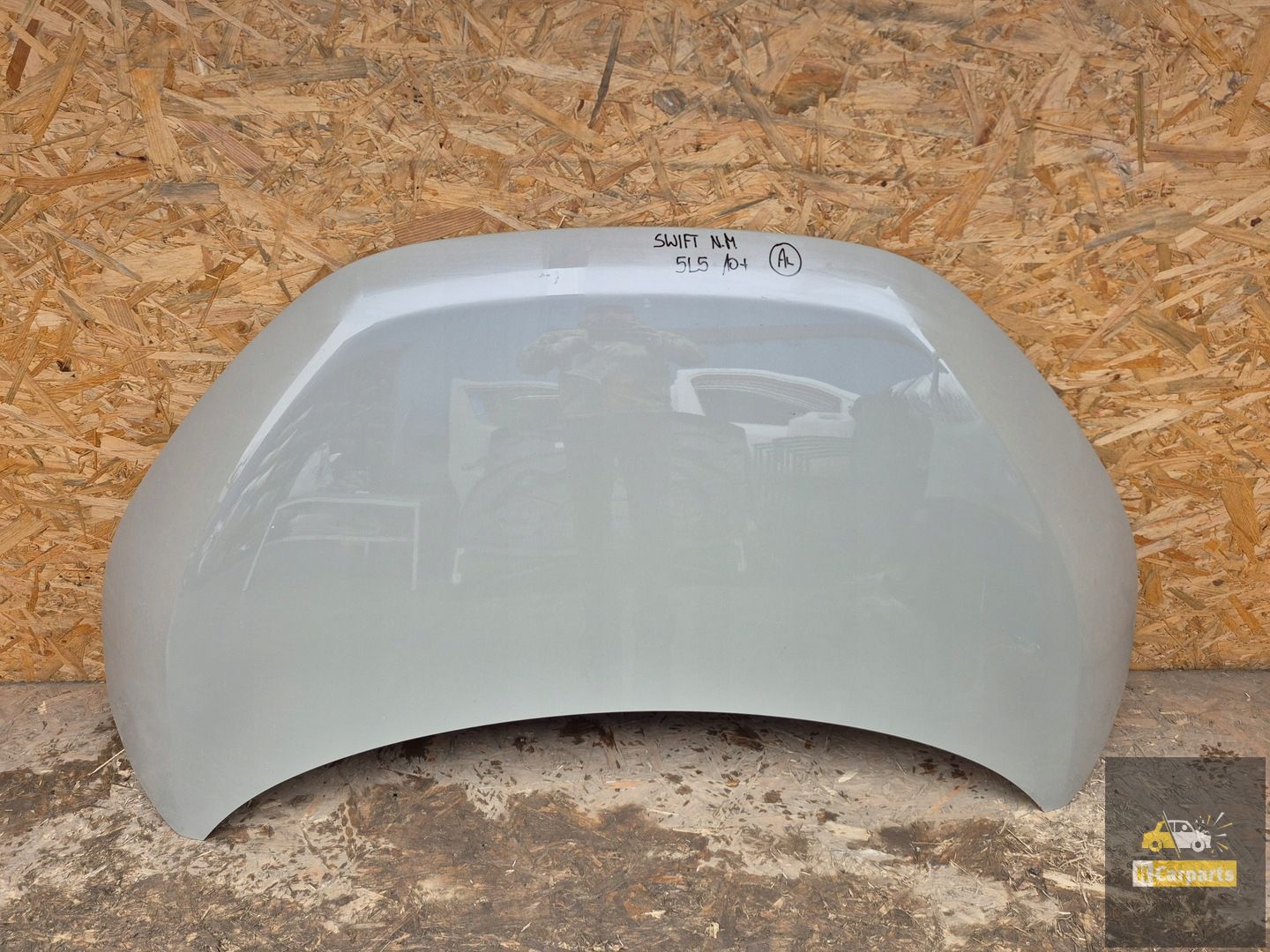 Suzuki Swift Mk9 24- hood