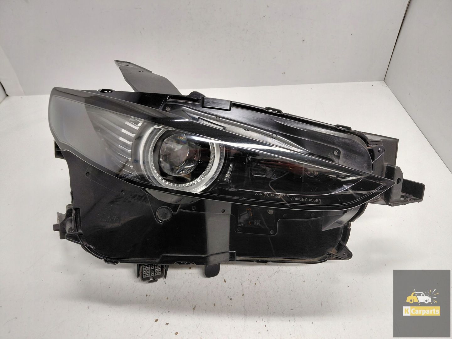 DFR7-51030, Mazda CX30 Voll-LED 14-Pin rechte Lampe