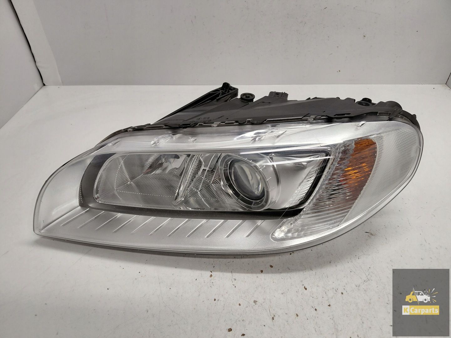 31420013, Phare xénon gauche pour Volvo S80 V70 XC70