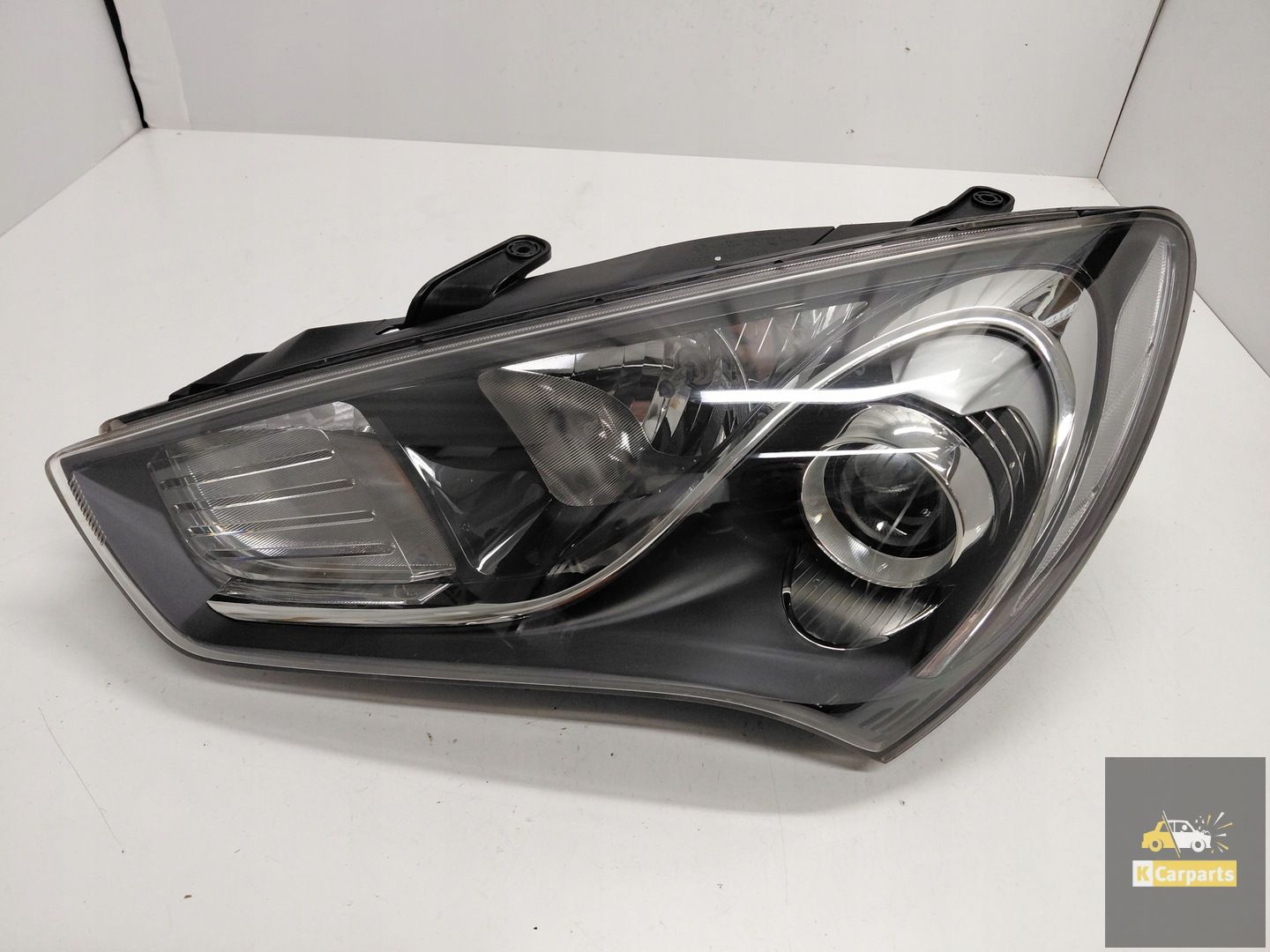 921012M550, Hyundai Genesis Coupé lift 2013 - 2016 Xenon-lamp links