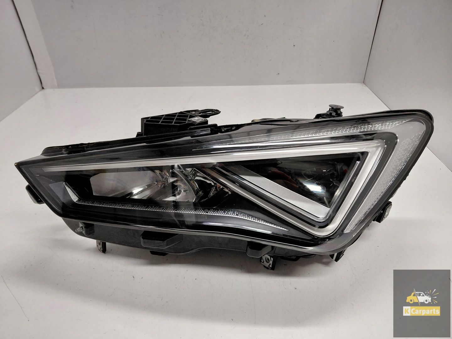 5FB.941.007.F, Seat Leon IV Full Led-lamp links