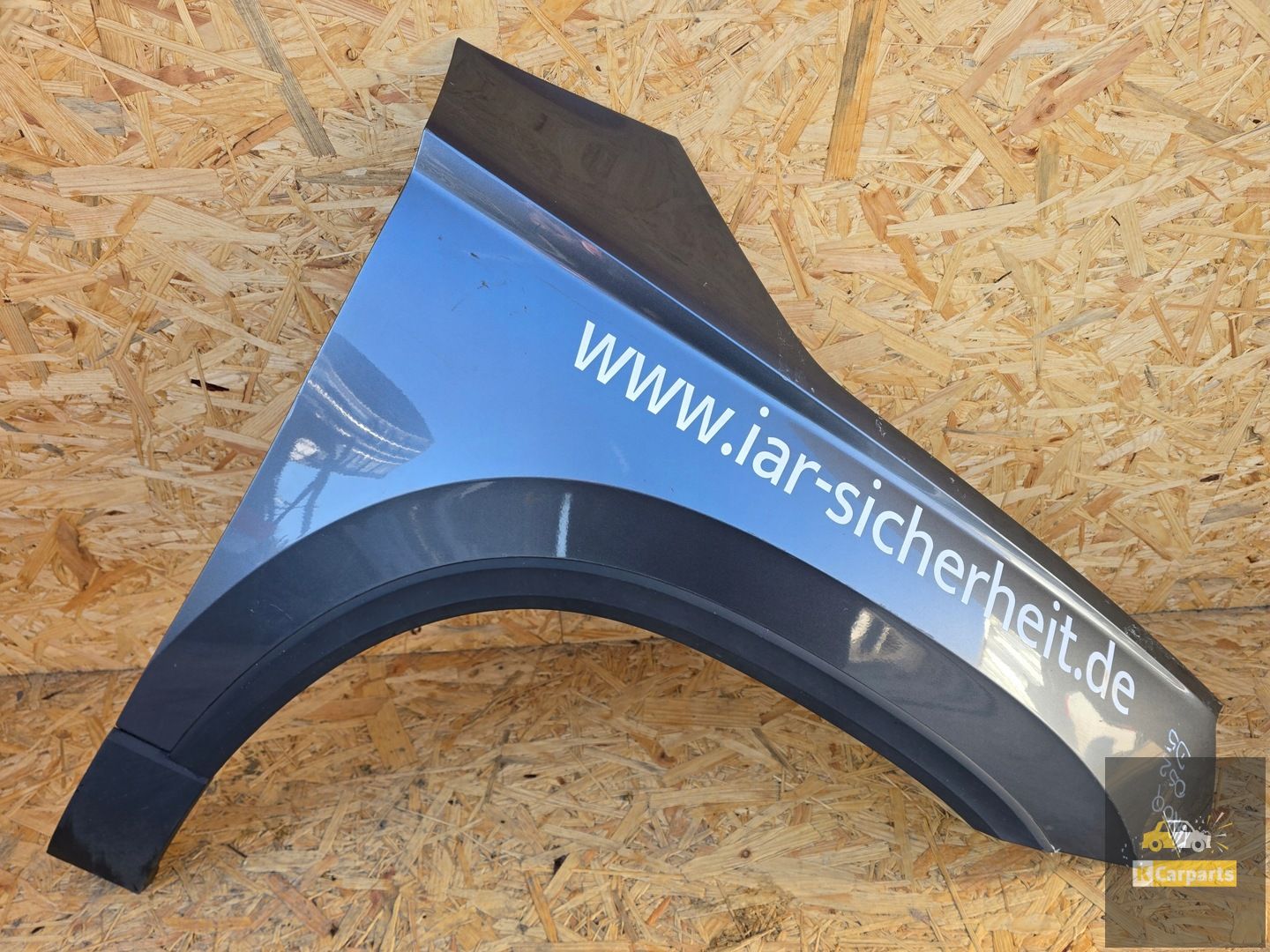 Skoda Karoq right front wing