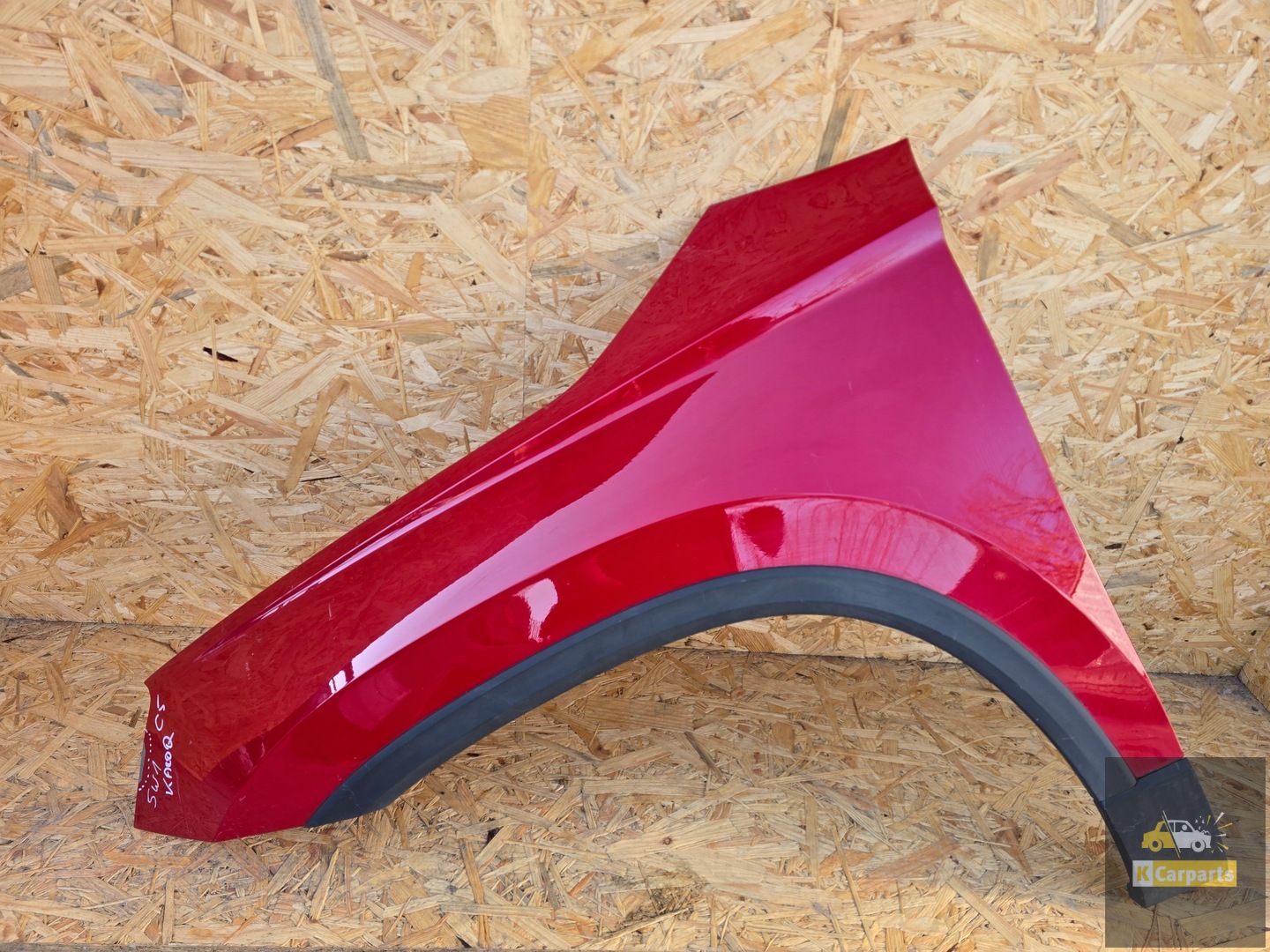Skoda Karoq left front wing