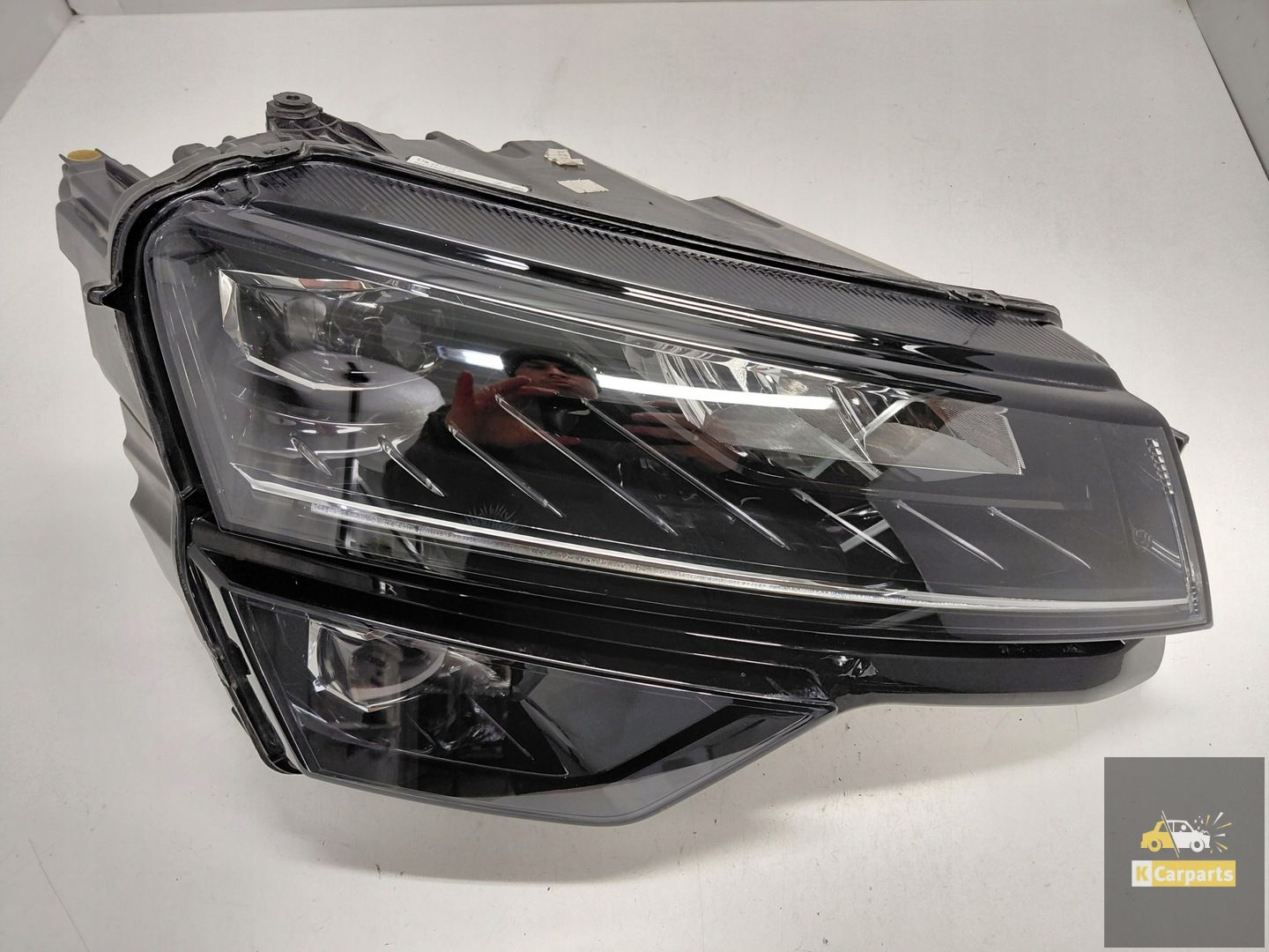 57B941016D, Skoda Karoq Voll-LED-Leuchte rechts